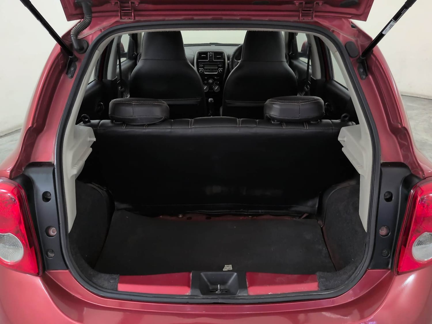 Used 2018 Nissan Micra Active XV Petrol Manual interior DICKY INSIDE VIEW