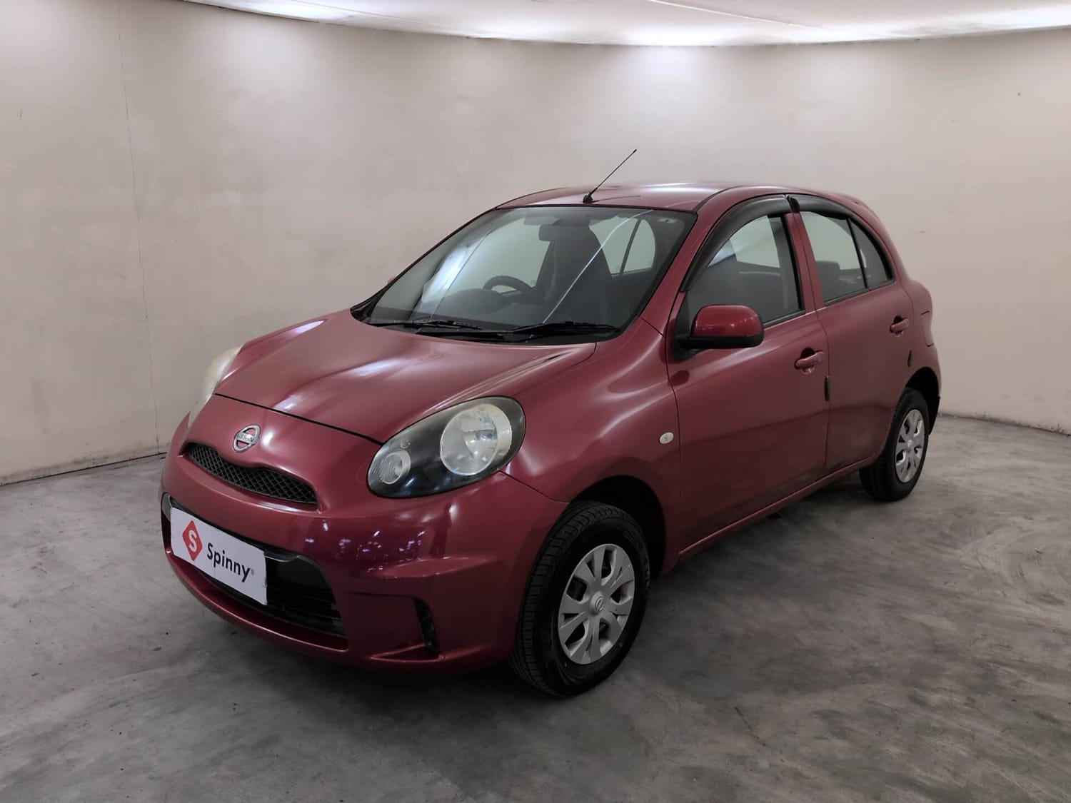 Used 2018 Nissan Micra Active XV Petrol Manual exterior LEFT FRONT CORNER VIEW