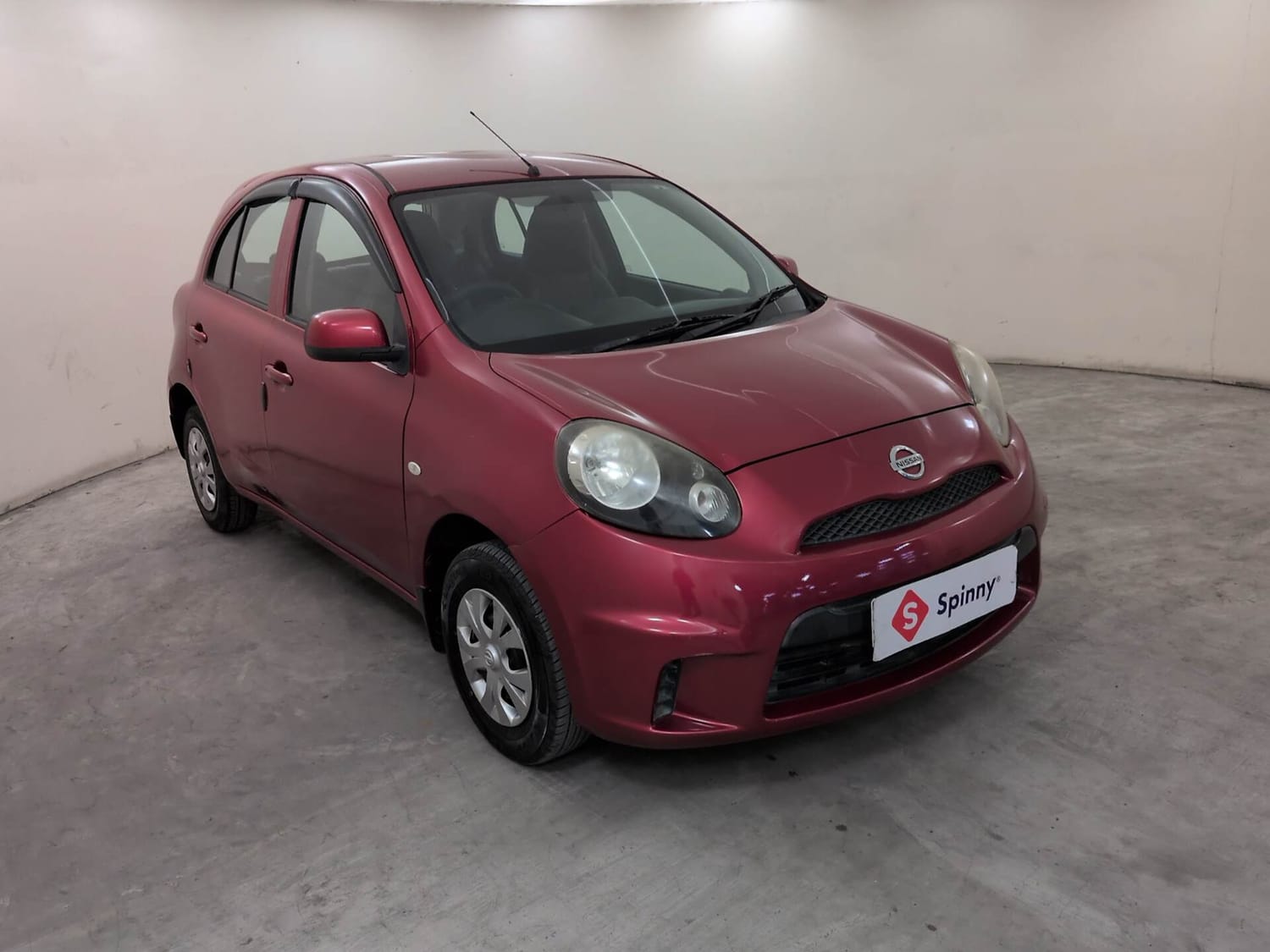 Used 2018 Nissan Micra Active XV Petrol Manual exterior RIGHT FRONT CORNER VIEW