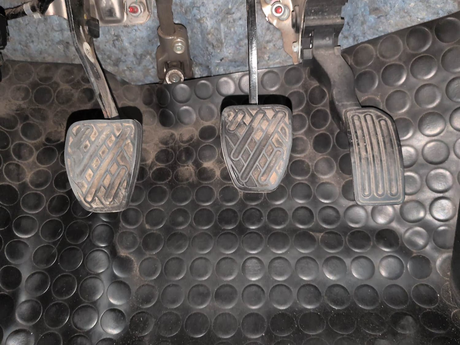 Used 2018 Nissan Micra Active XV Petrol Manual interior PEDALS VIEW