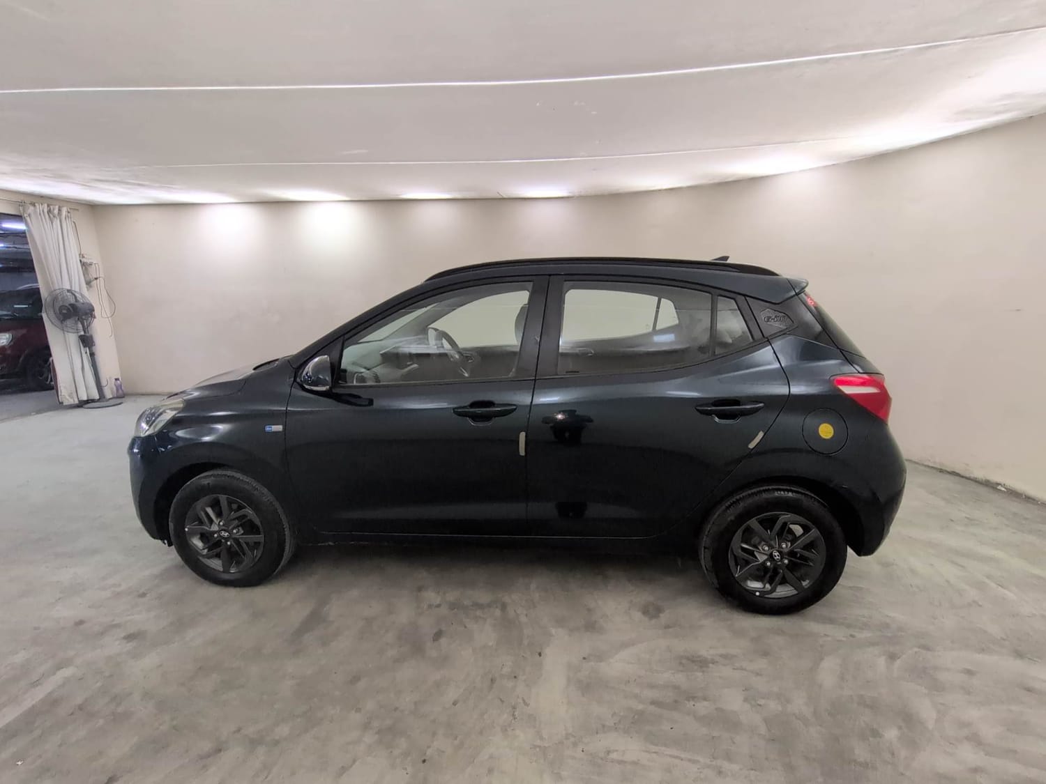 Used 2021 Hyundai Grand i10 Nios Sportz AMT 1.2 CRDi Diesel Automatic exterior LEFT SIDE VIEW