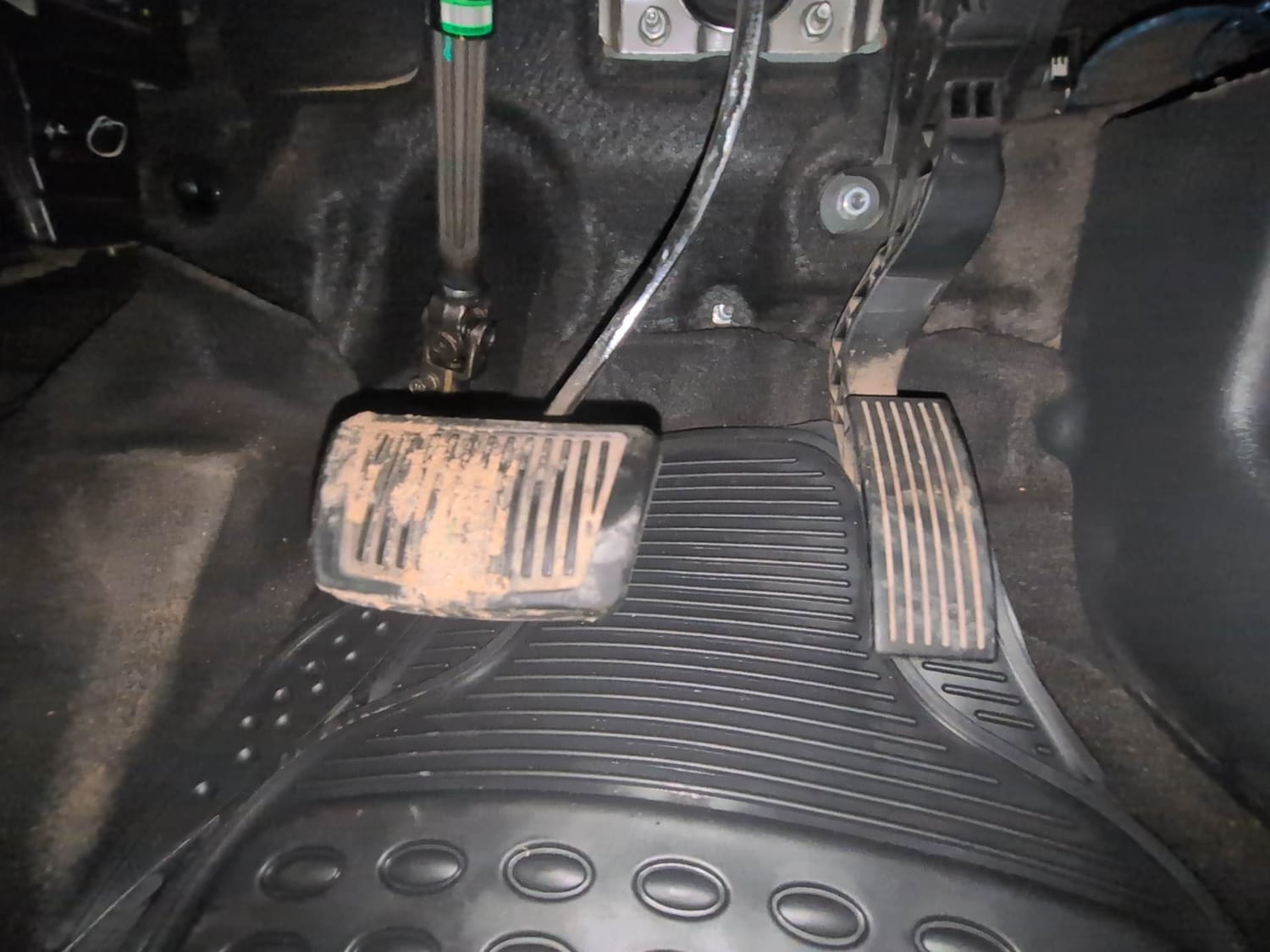 Used 2021 Hyundai Grand i10 Nios Sportz AMT 1.2 CRDi Diesel Automatic interior PEDALS VIEW
