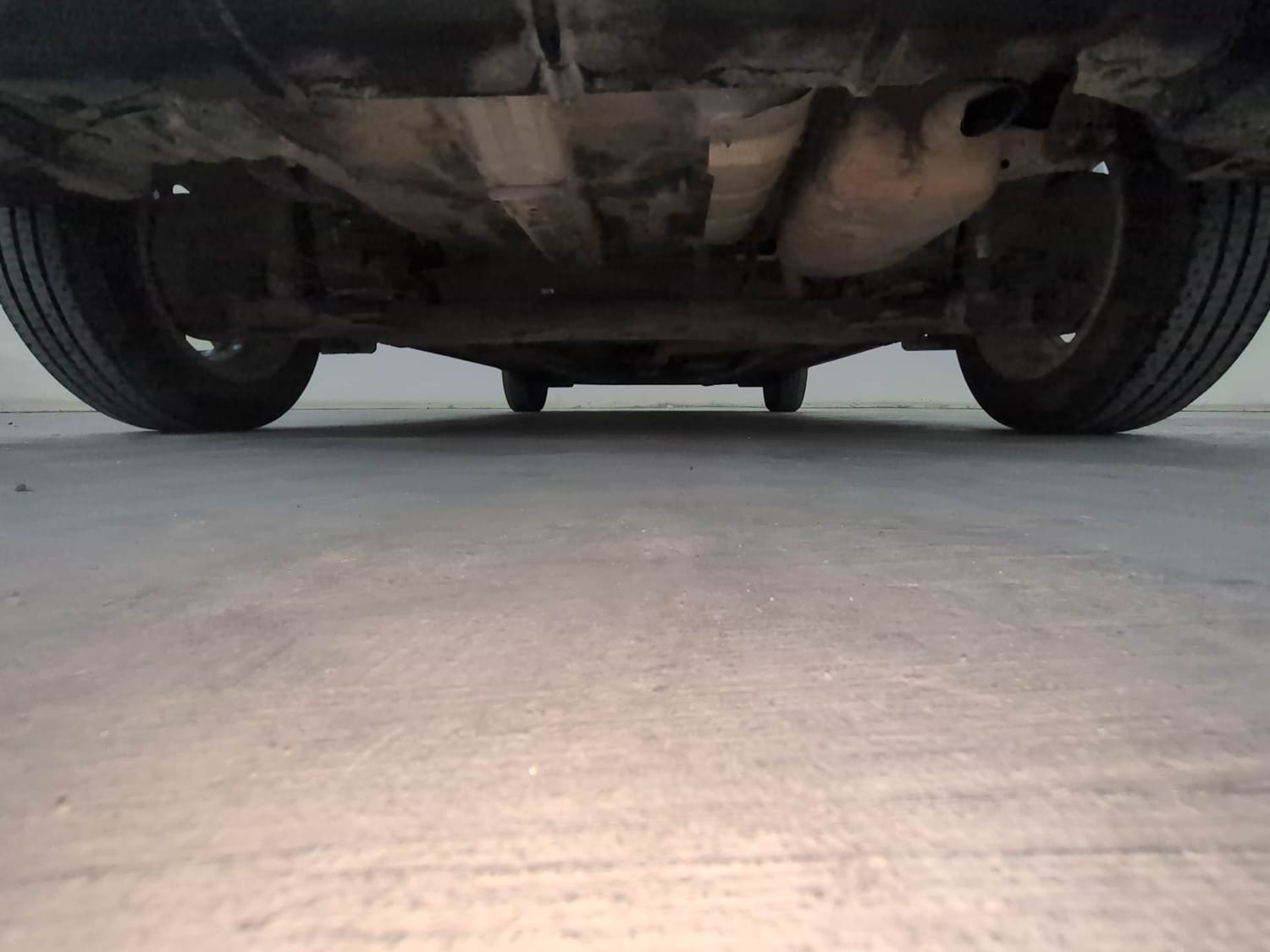 Used 2021 Hyundai Grand i10 Nios Sportz AMT 1.2 CRDi Diesel Automatic extra REAR UNDERBODY VIEW (TAKEN FROM REAR)