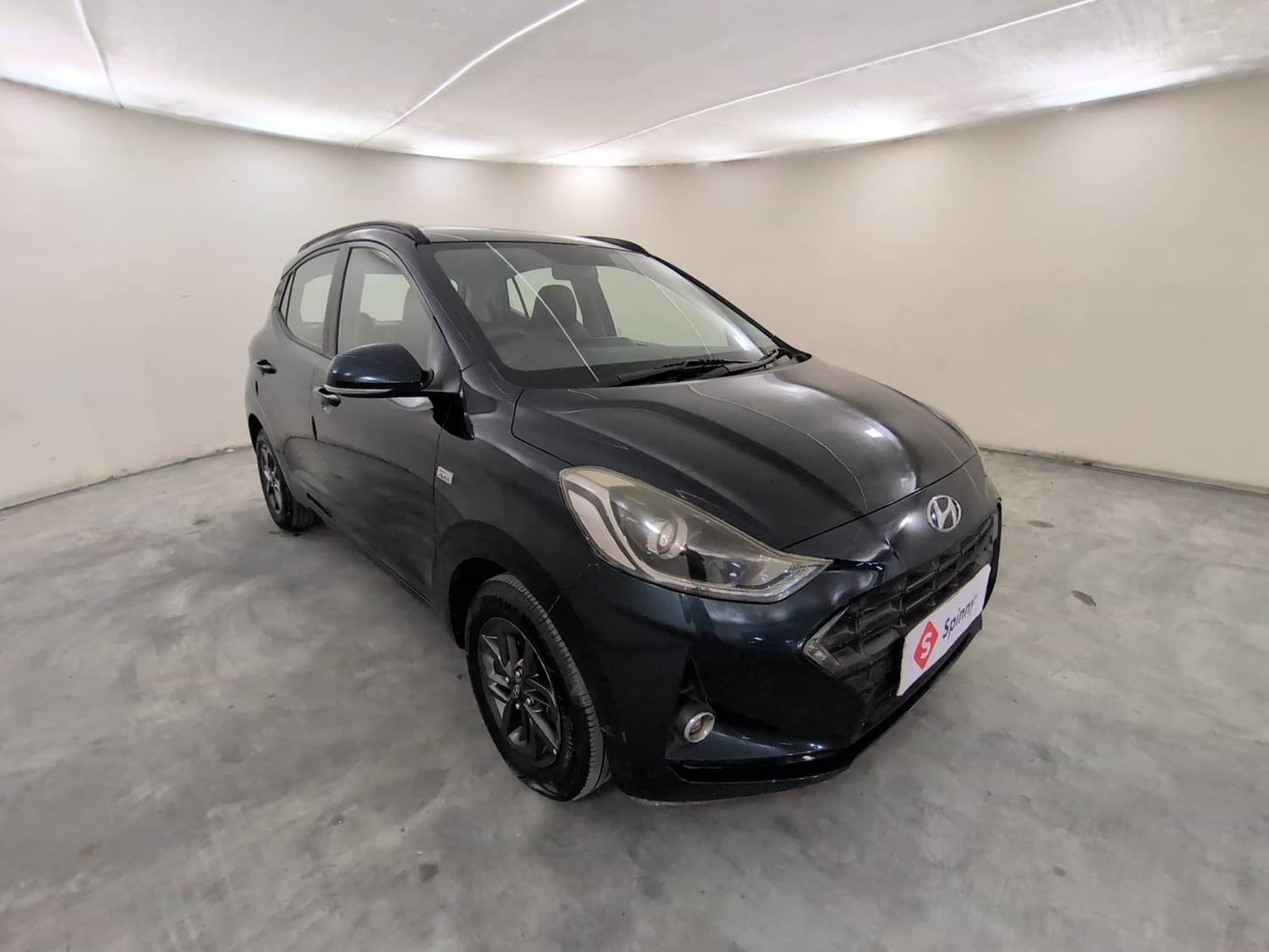 Used 2021 Hyundai Grand i10 Nios Sportz AMT 1.2 CRDi Diesel Automatic exterior RIGHT FRONT CORNER VIEW