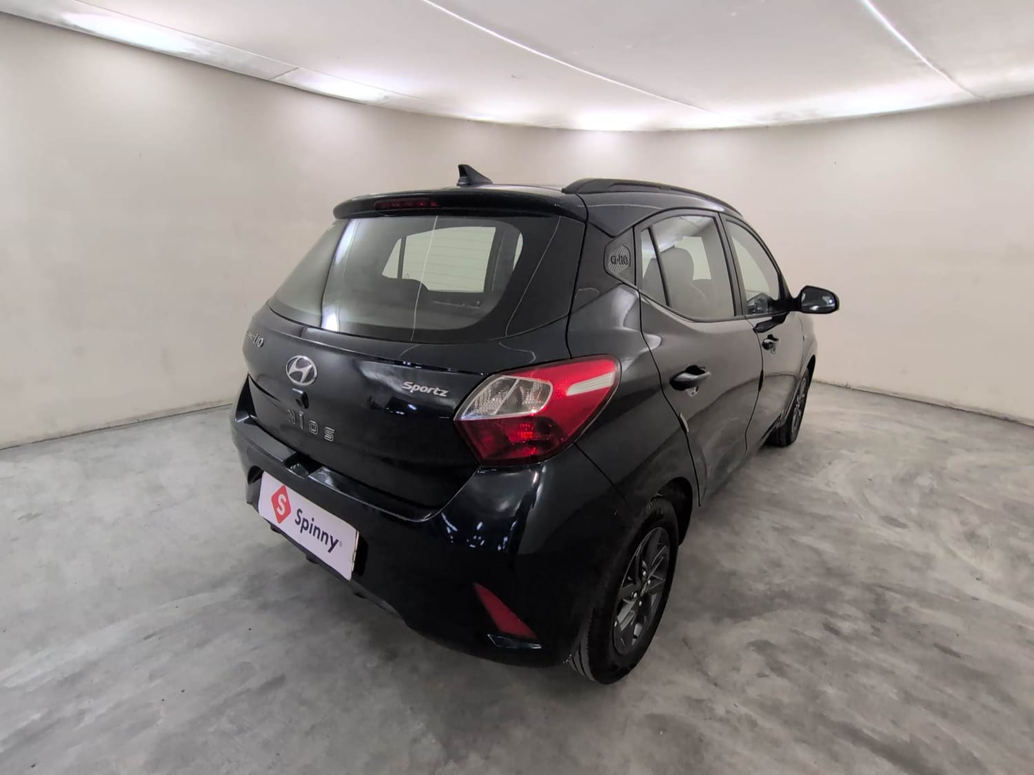 Used 2021 Hyundai Grand i10 Nios Sportz AMT 1.2 CRDi Diesel Automatic exterior RIGHT REAR CORNER VIEW