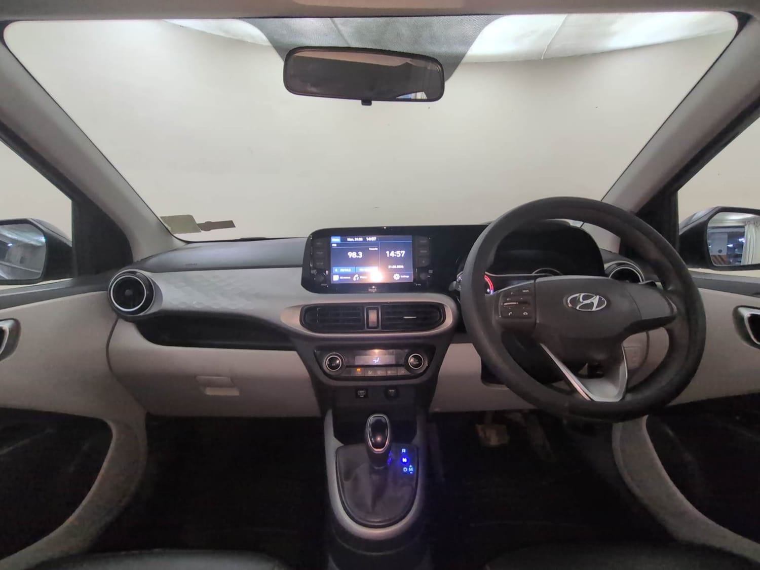 Used 2021 Hyundai Grand i10 Nios Sportz AMT 1.2 CRDi Diesel Automatic interior DASHBOARD VIEW