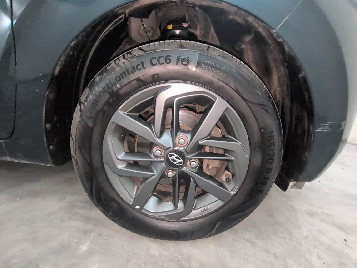 Used 2021 Hyundai Grand i10 Nios Sportz AMT 1.2 CRDi Diesel Automatic tyres RIGHT FRONT TYRE RIM VIEW