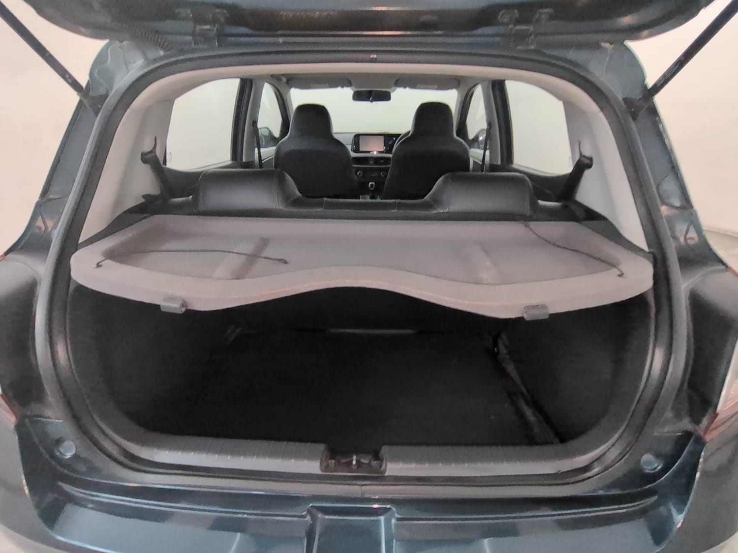 Used 2021 Hyundai Grand i10 Nios Sportz AMT 1.2 CRDi Diesel Automatic interior DICKY INSIDE VIEW