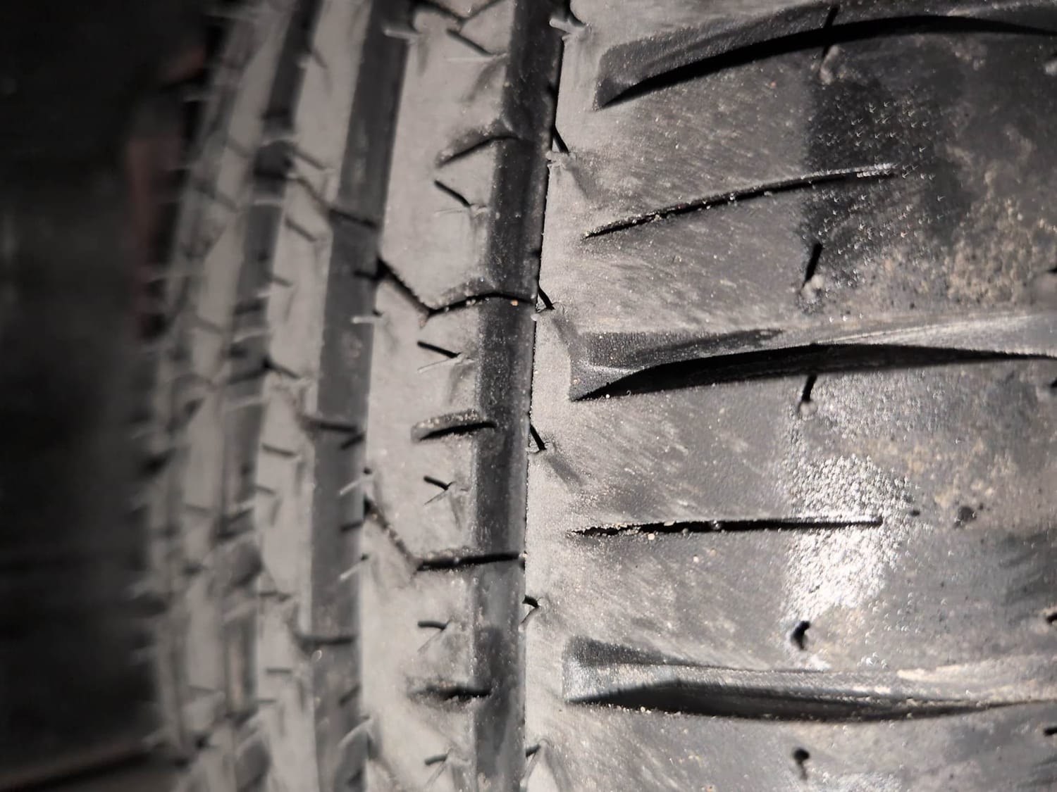 Used 2020 Ford Freestyle Titanium Plus 1.2 Ti-VCT Petrol Manual tyres RIGHT REAR TYRE TREAD VIEW