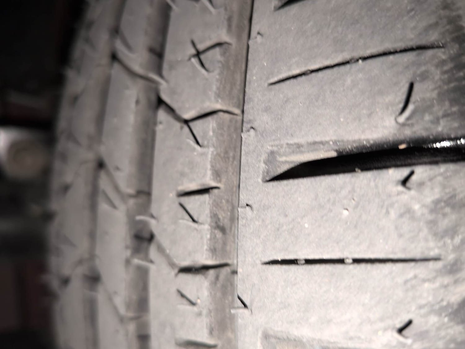 Used 2020 Ford Freestyle Titanium Plus 1.2 Ti-VCT Petrol Manual tyres LEFT FRONT TYRE TREAD VIEW