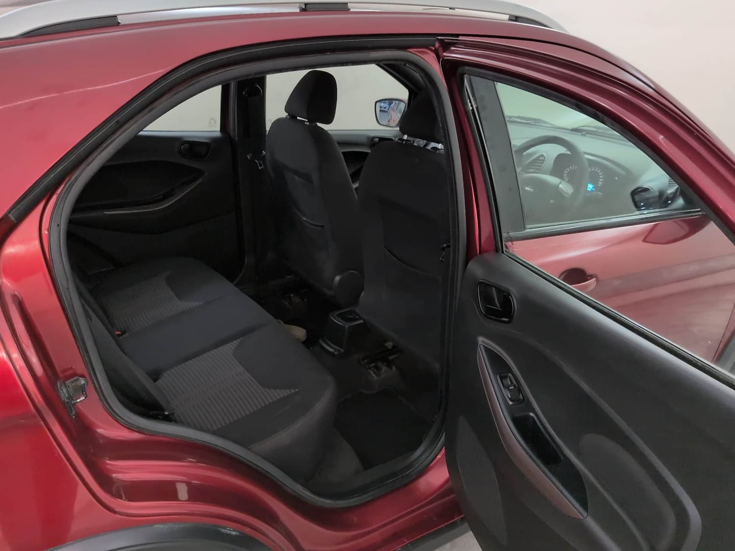Used 2020 Ford Freestyle Titanium Plus 1.2 Ti-VCT Petrol Manual interior RIGHT SIDE REAR DOOR CABIN VIEW