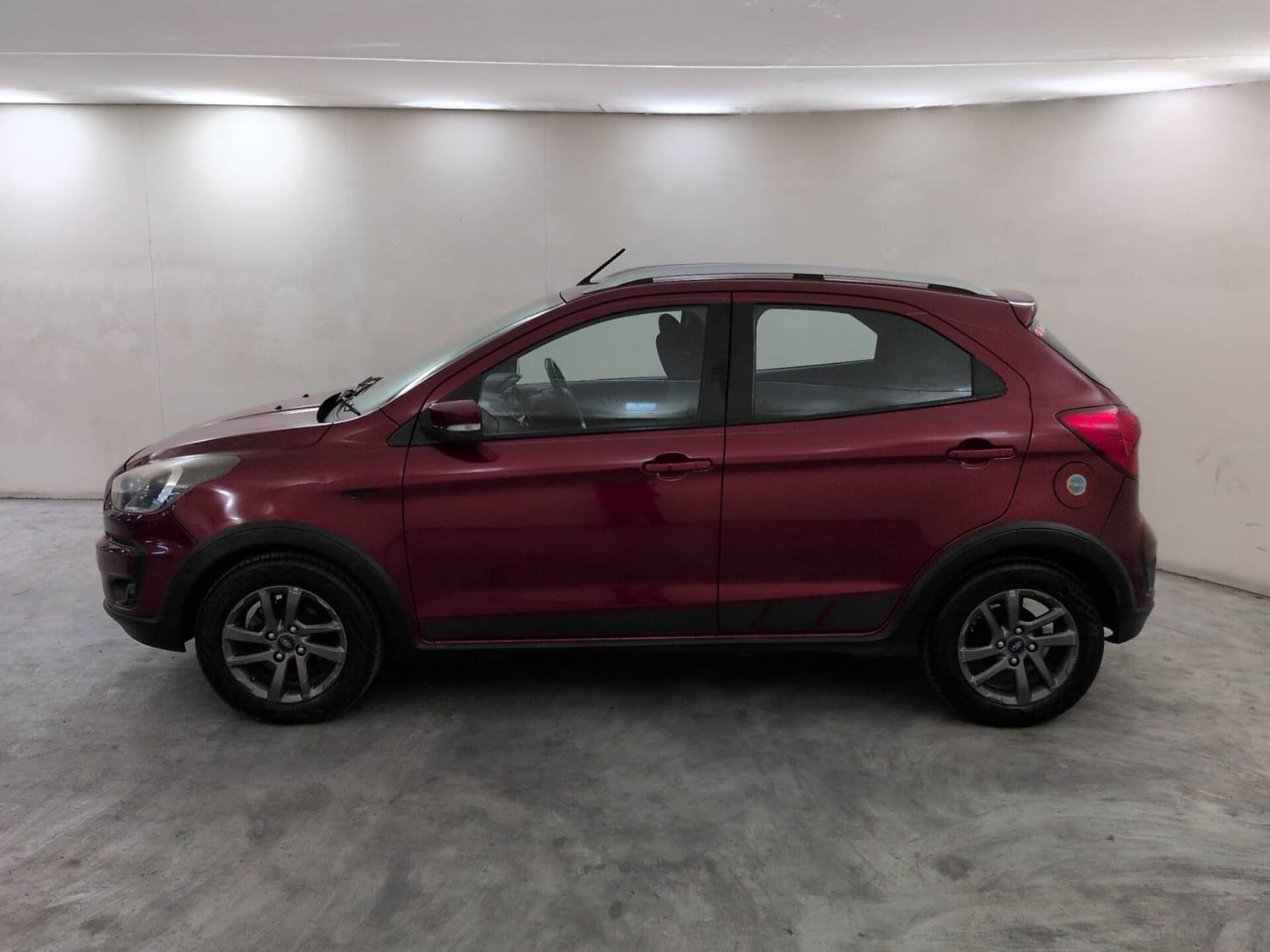 Used 2020 Ford Freestyle Titanium Plus 1.2 Ti-VCT Petrol Manual exterior LEFT SIDE VIEW