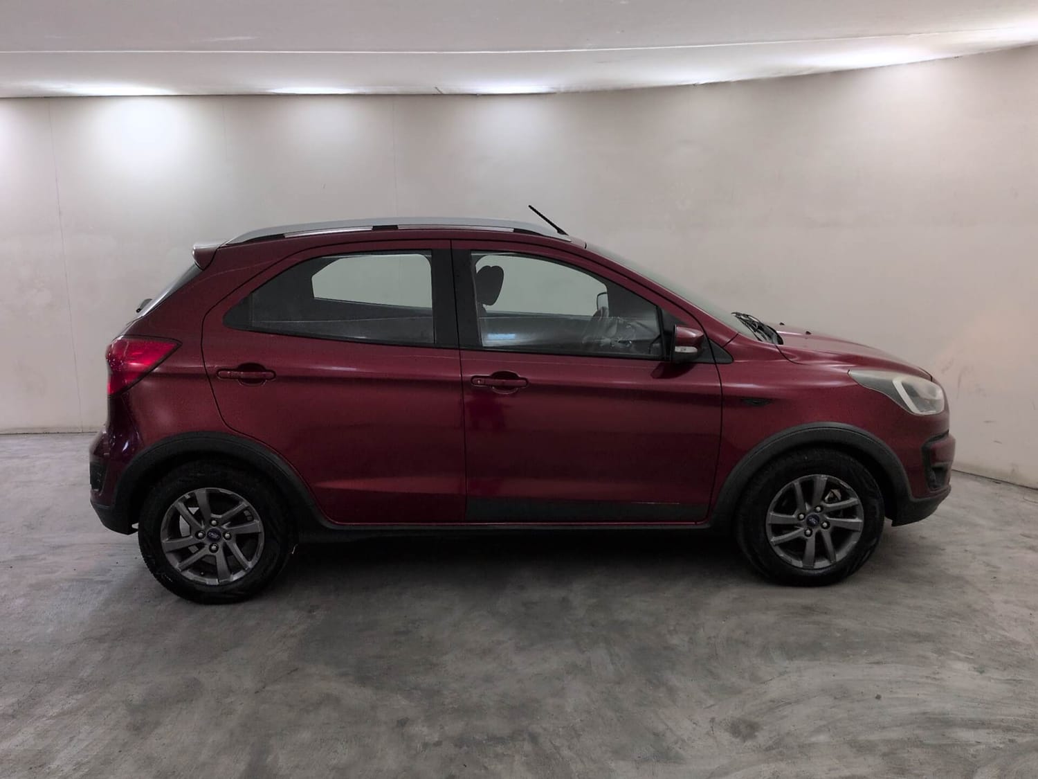 Used 2020 Ford Freestyle Titanium Plus 1.2 Ti-VCT Petrol Manual exterior RIGHT SIDE VIEW