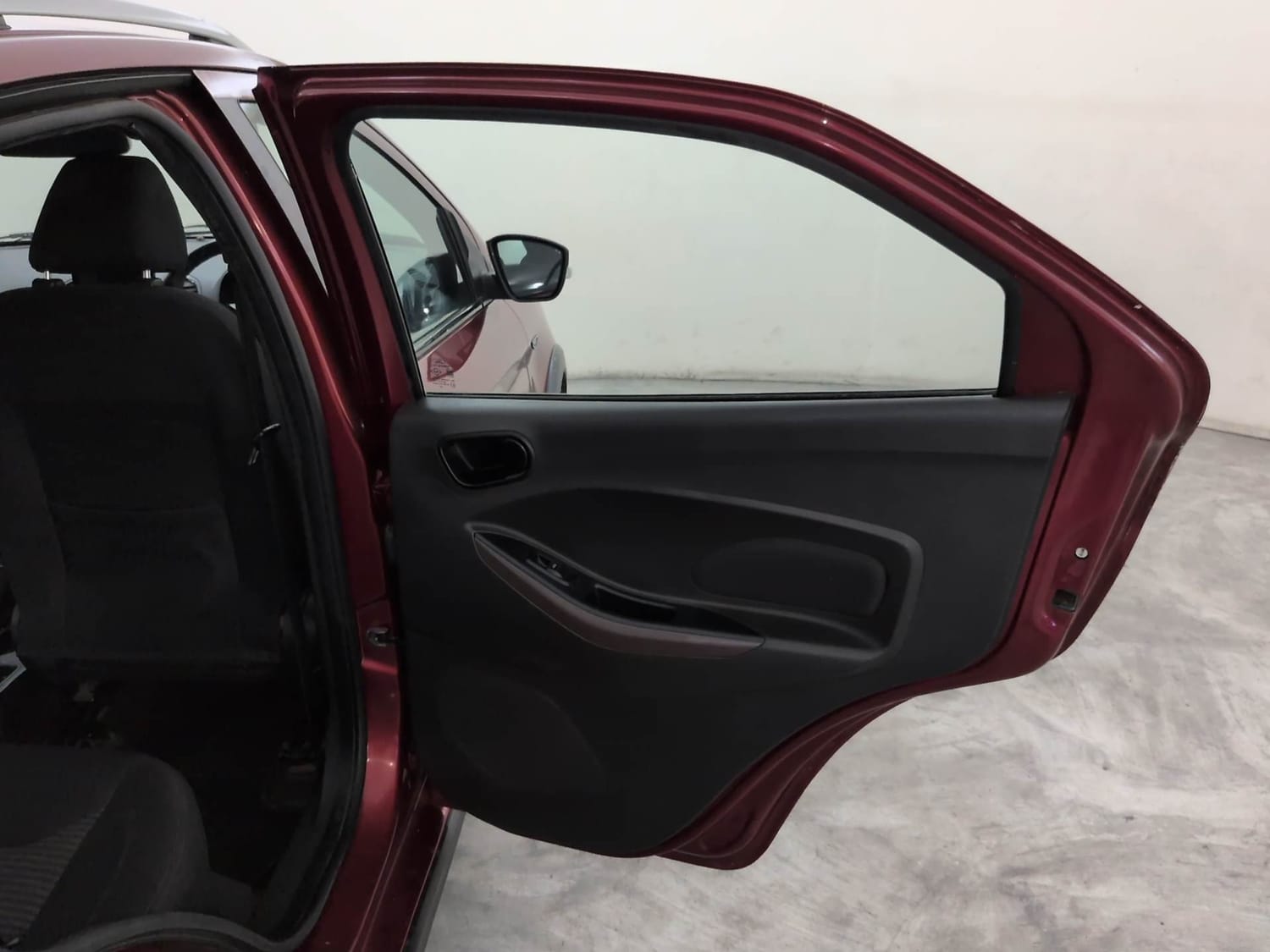 Used 2020 Ford Freestyle Titanium Plus 1.2 Ti-VCT Petrol Manual interior RIGHT REAR DOOR OPEN VIEW