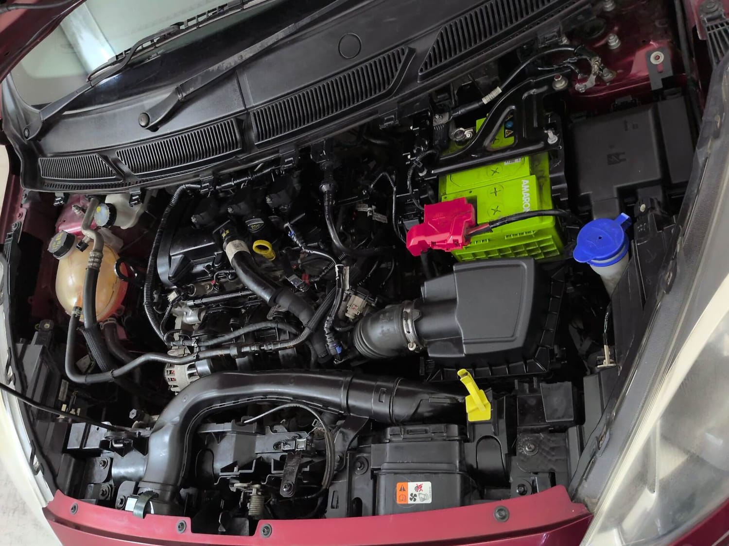 Used 2020 Ford Freestyle Titanium Plus 1.2 Ti-VCT Petrol Manual engine ENGINE LEFT SIDE VIEW