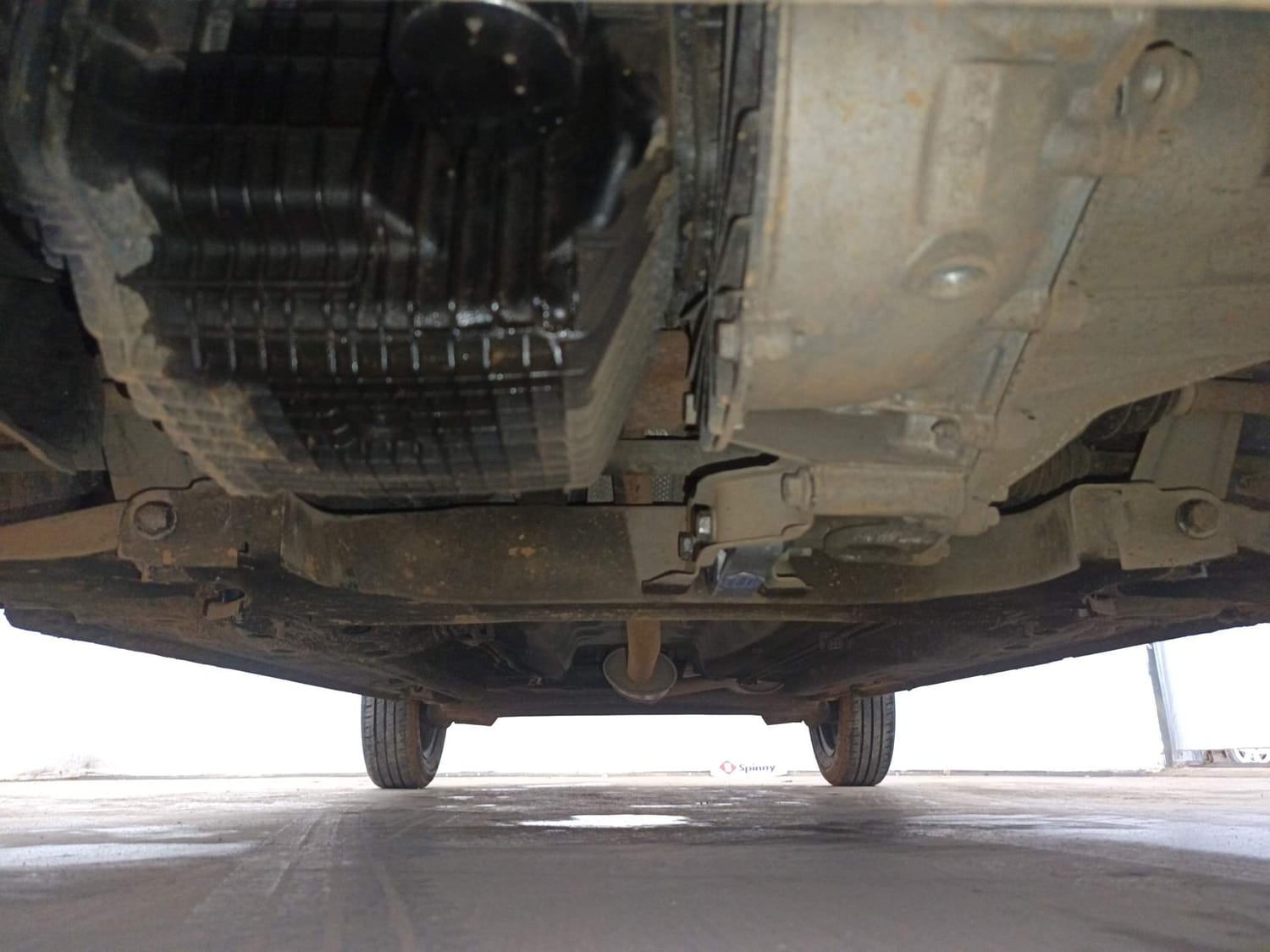 Used 2022 Datsun Redi-GO A Petrol Manual extra FRONT LEFT UNDERBODY VIEW