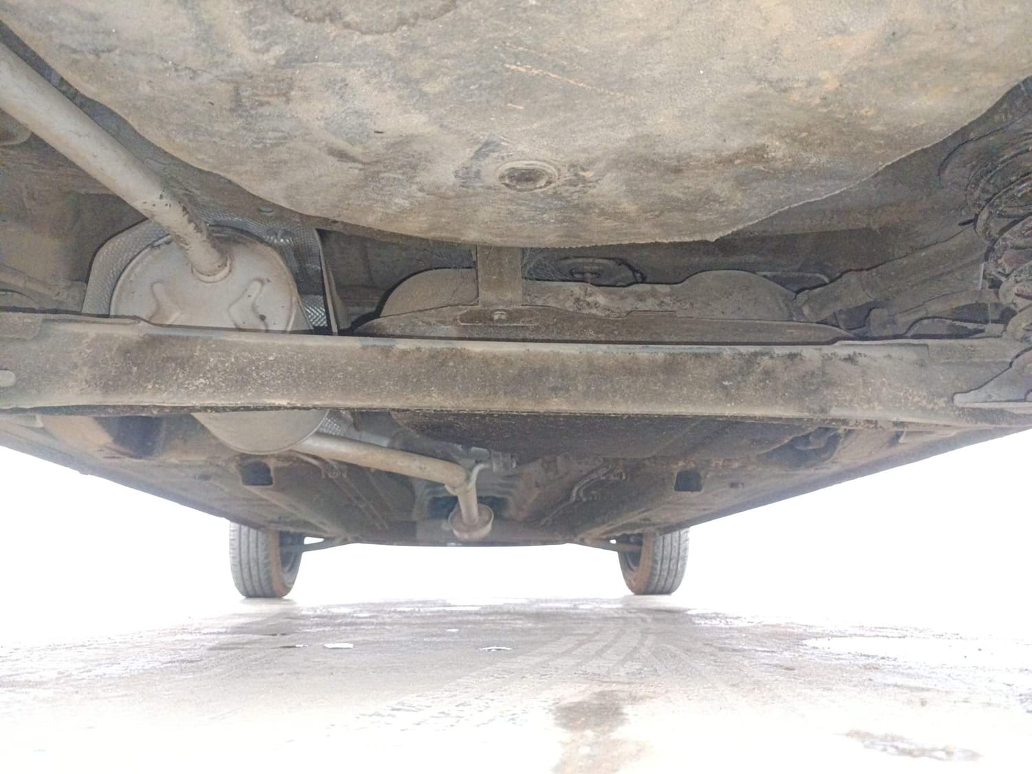 Used 2022 Datsun Redi-GO A Petrol Manual extra REAR UNDERBODY VIEW (TAKEN FROM REAR)