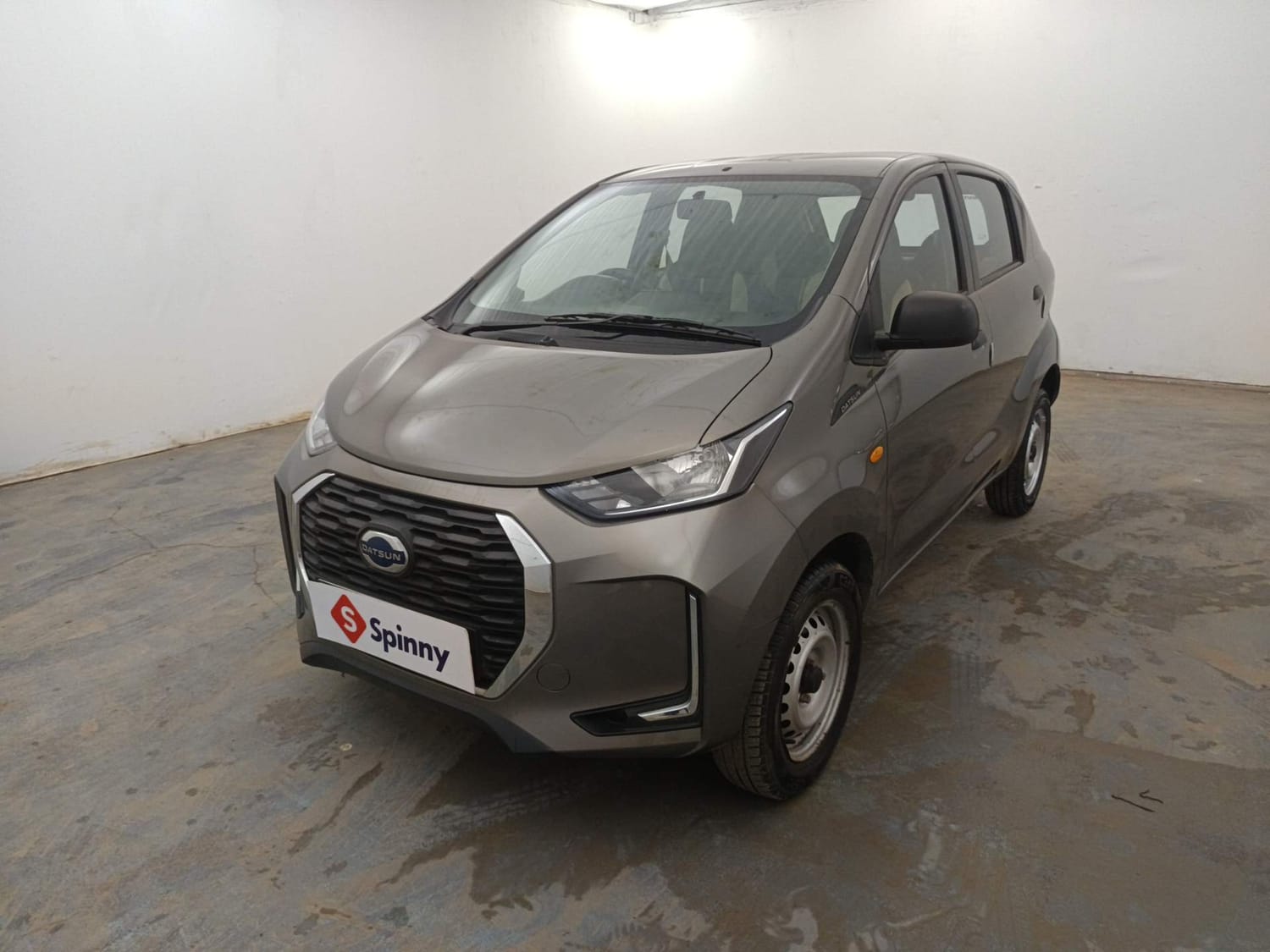 Used 2022 Datsun Redi-GO A Petrol Manual exterior LEFT FRONT CORNER VIEW