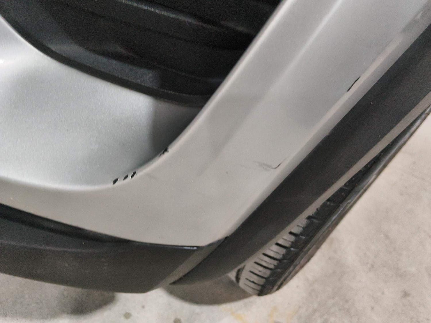 Used 2021 Renault Kwid RXT 1.0 AMT Opt Petrol Automatic dents MINOR SCRATCH