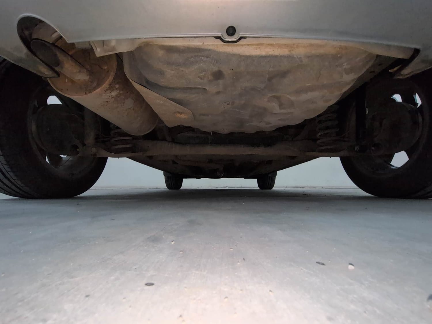 Used 2022 Renault Kiger RXZ MT Petrol Manual extra REAR UNDERBODY VIEW (TAKEN FROM REAR)