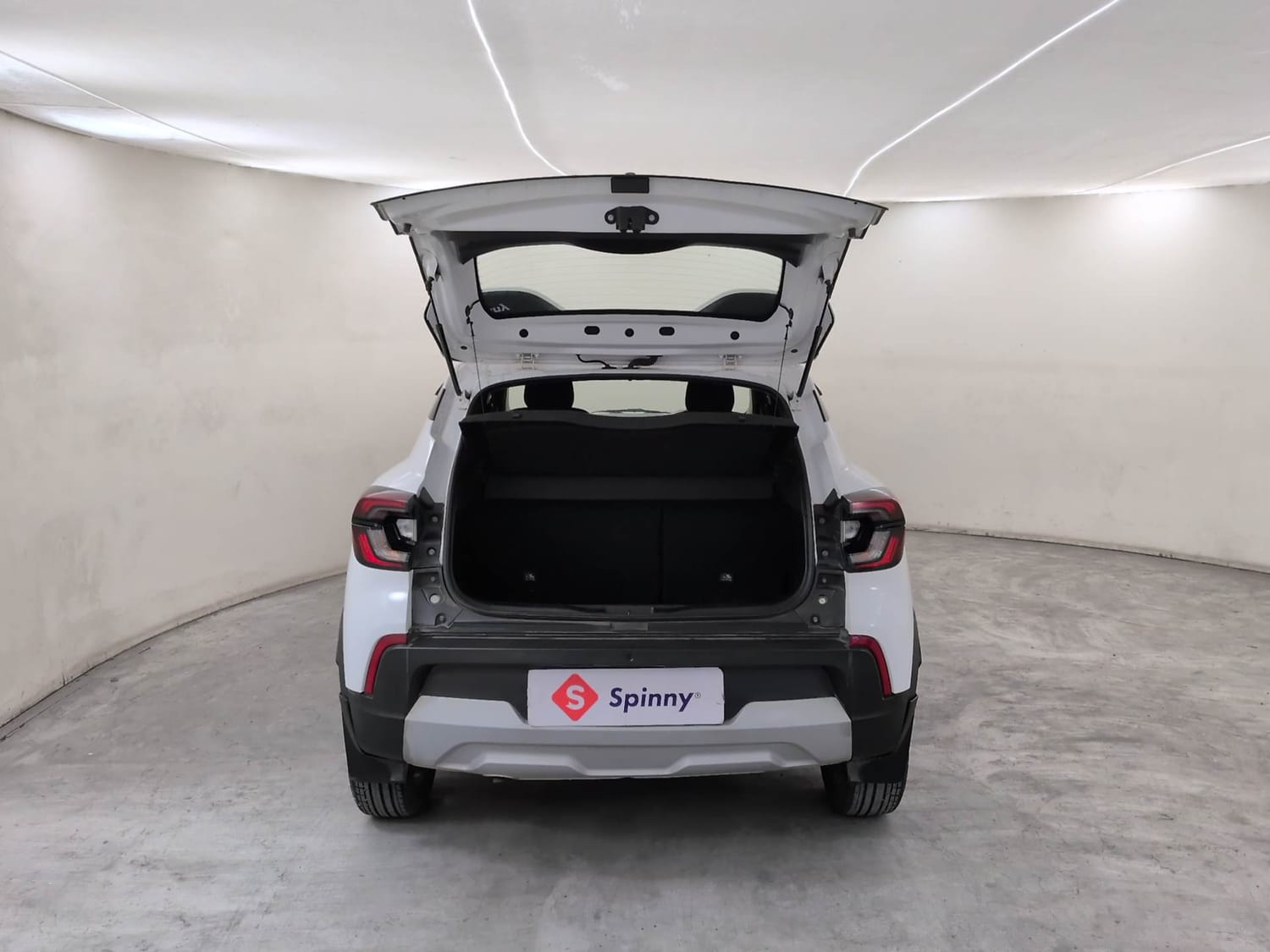 Used 2022 Renault Kiger RXZ MT Petrol Manual interior DICKY DOOR OPEN VIEW