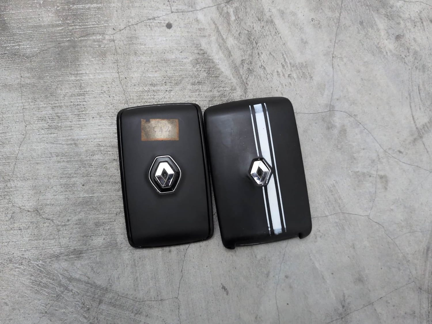Used 2022 Renault Kiger RXZ MT Petrol Manual extra CAR KEY VIEW