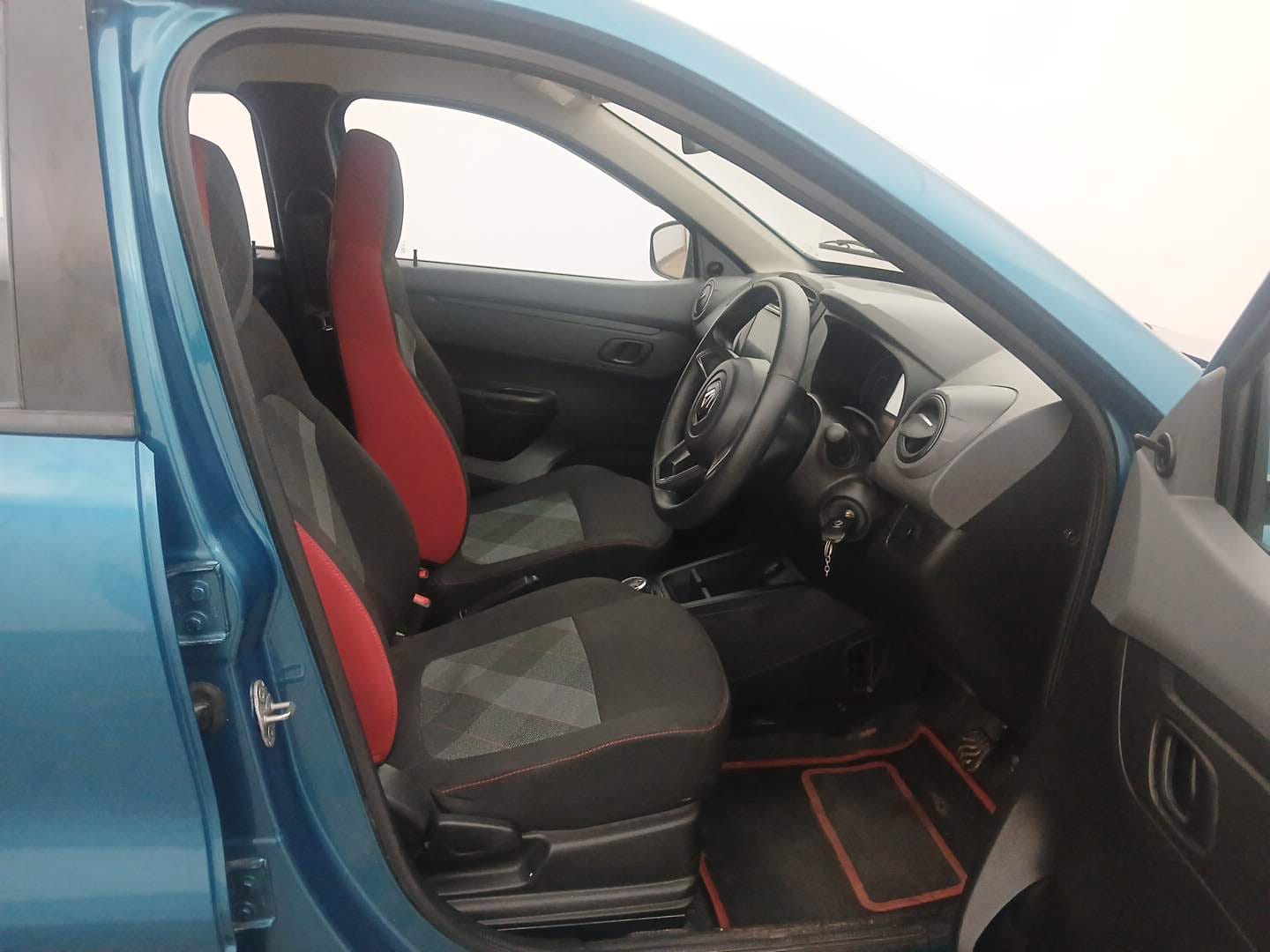 Used 2021 Renault Kwid RXT 1.0 AMT Opt Petrol Automatic interior RIGHT SIDE FRONT DOOR CABIN VIEW