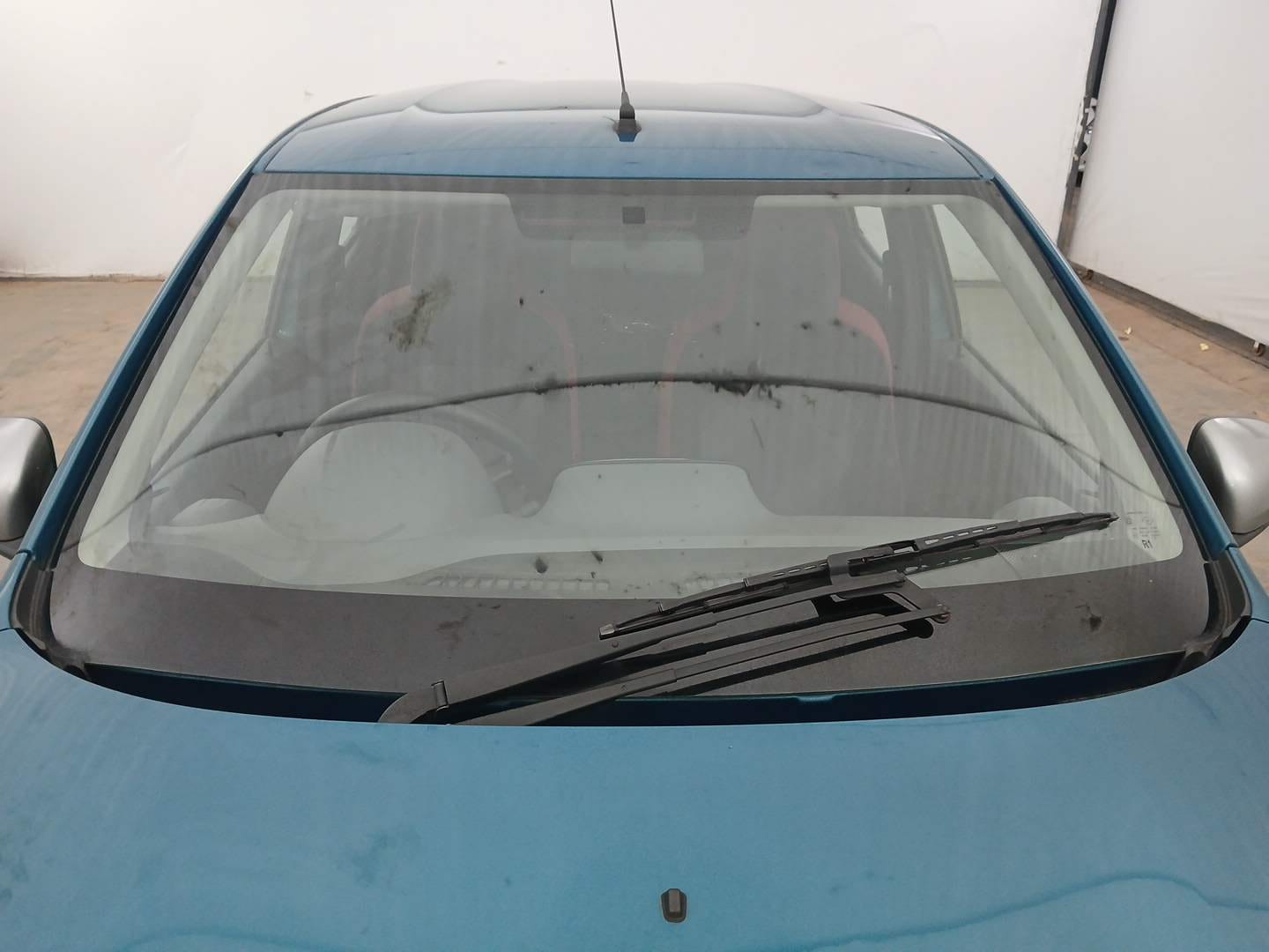 Used 2021 Renault Kwid RXT 1.0 AMT Opt Petrol Automatic exterior FRONT WINDSHIELD VIEW