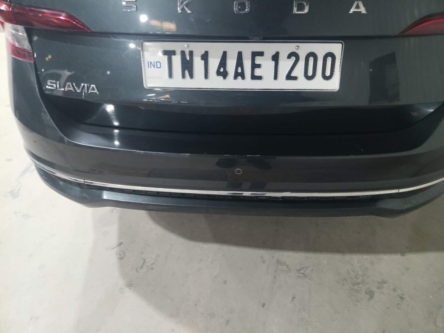 Used 2023 Skoda Slavia Style 1.0L TSI AT Petrol Automatic dents MINOR SCRATCH