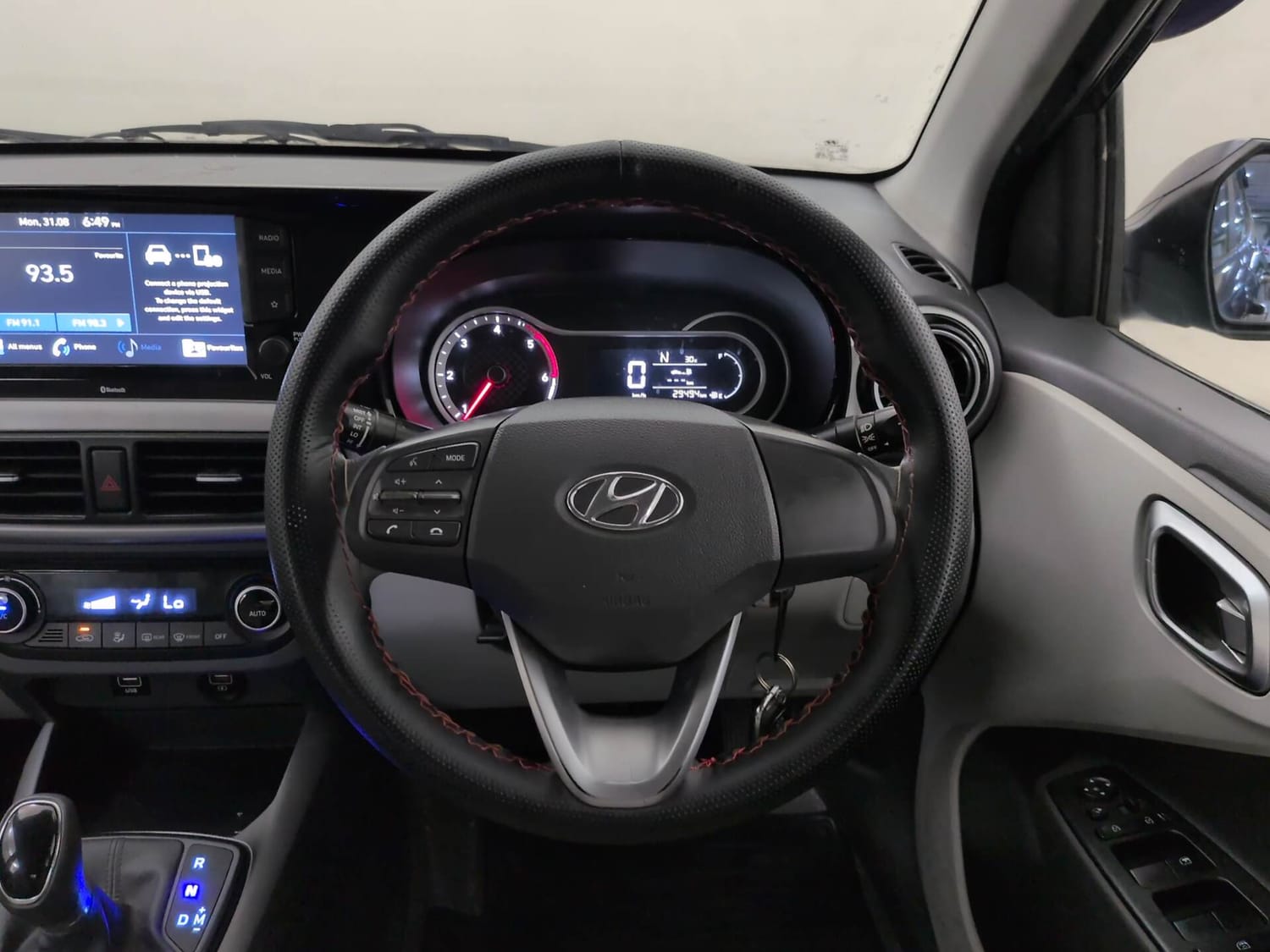 Used 2021 Hyundai Grand i10 Nios Sportz AMT 1.2 CRDi Diesel Automatic interior STEERING VIEW