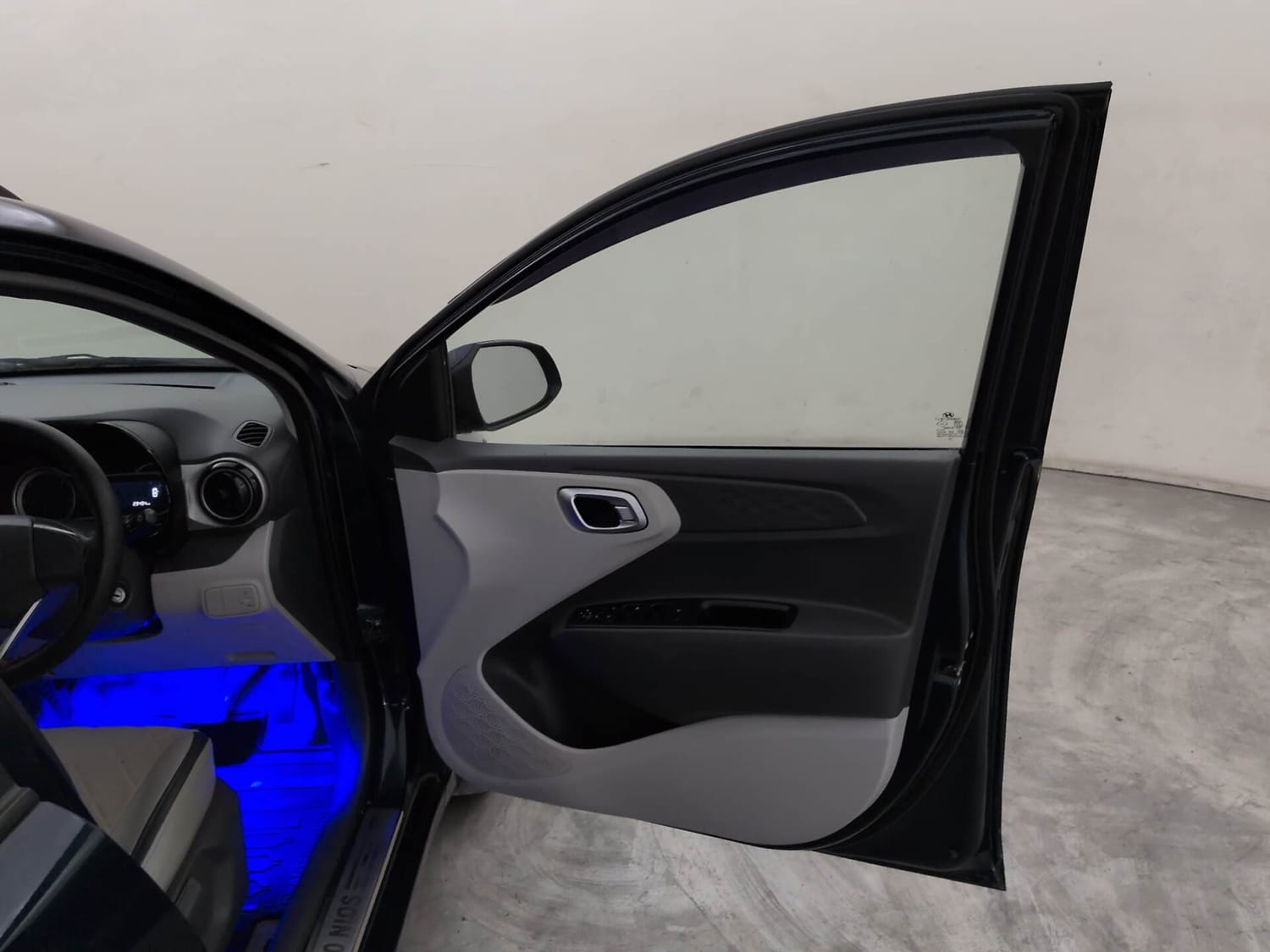 Used 2021 Hyundai Grand i10 Nios Sportz AMT 1.2 CRDi Diesel Automatic interior RIGHT FRONT DOOR OPEN VIEW