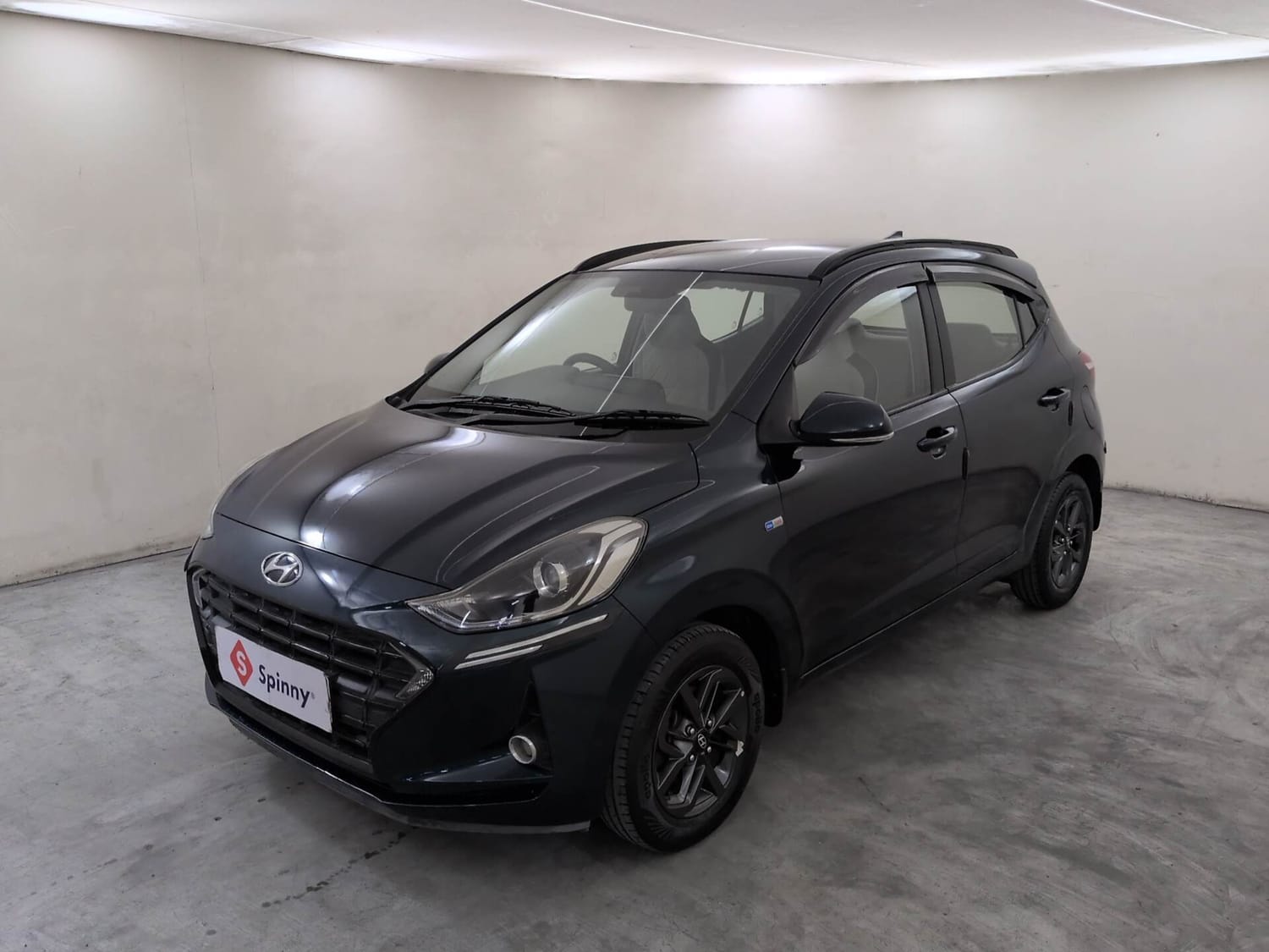 Used 2021 Hyundai Grand i10 Nios Sportz AMT 1.2 CRDi Diesel Automatic exterior LEFT FRONT CORNER VIEW