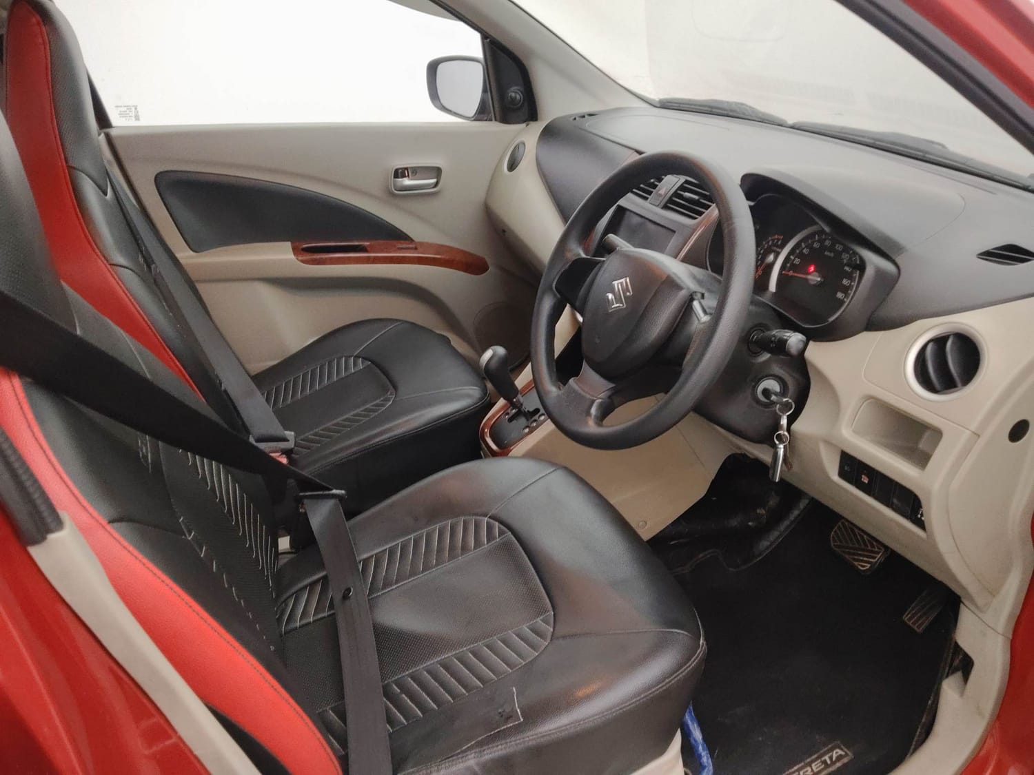Used 2014 Maruti Suzuki Celerio VXi AMT Petrol Automatic interior RIGHT SIDE FRONT DOOR CABIN VIEW