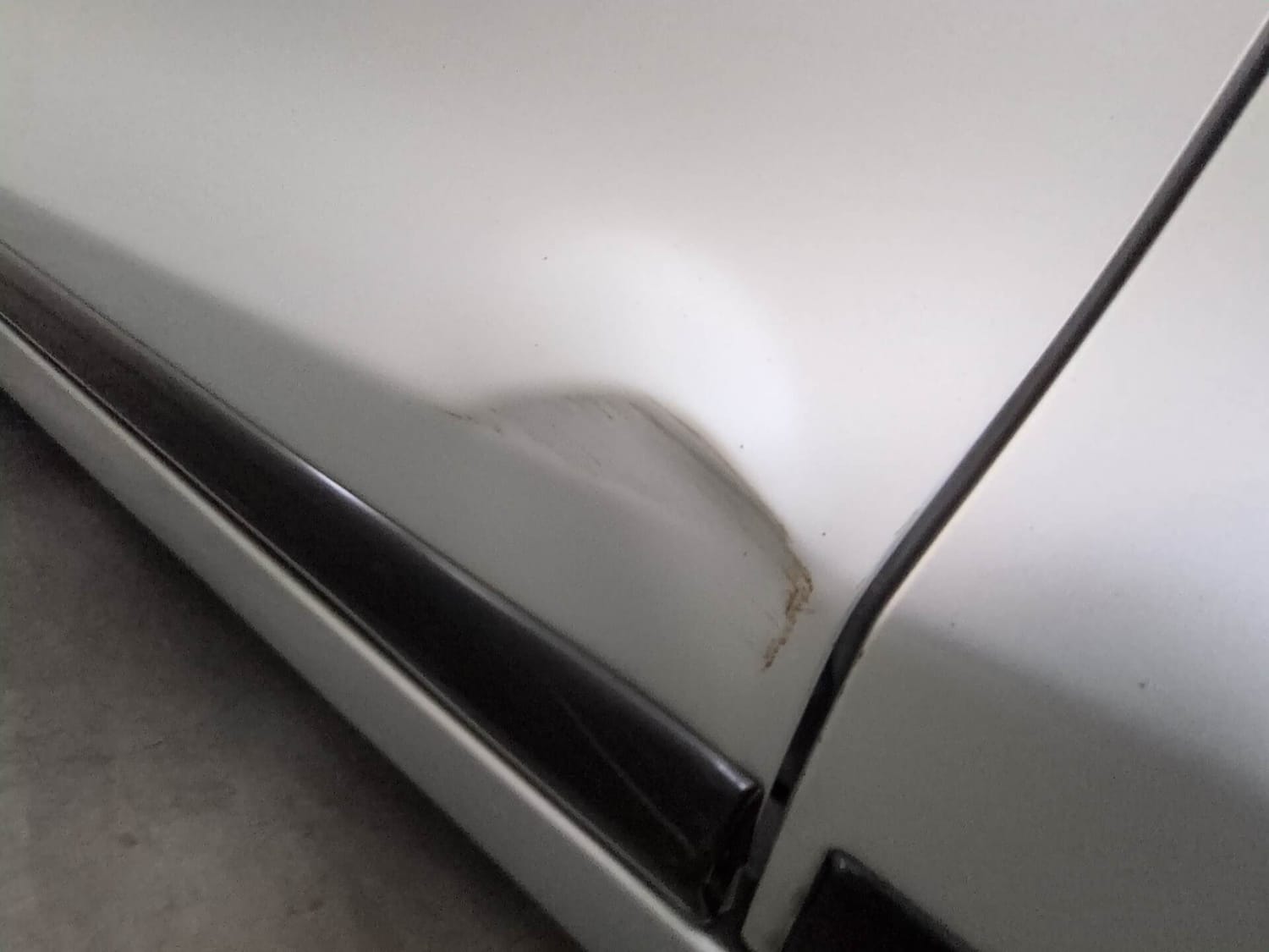 Used 2023 Maruti Suzuki Baleno Alpha AGS Petrol Automatic dents MINOR DENT