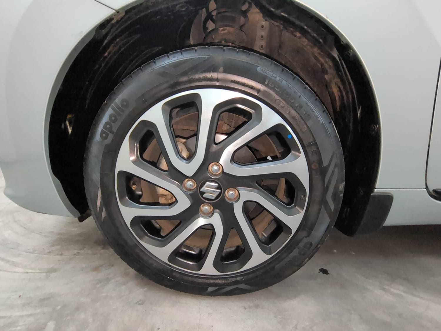 Used 2023 Maruti Suzuki Baleno Alpha AGS Petrol Automatic tyres LEFT FRONT TYRE RIM VIEW