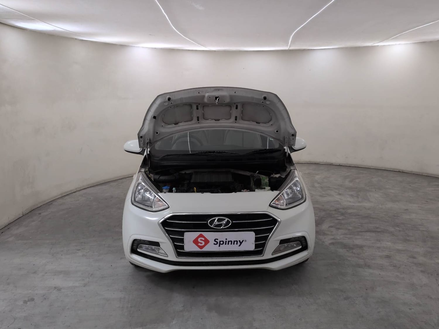 Used 2018 Hyundai Xcent S Petrol Manual engine ENGINE & BONNET OPEN FRONT VIEW