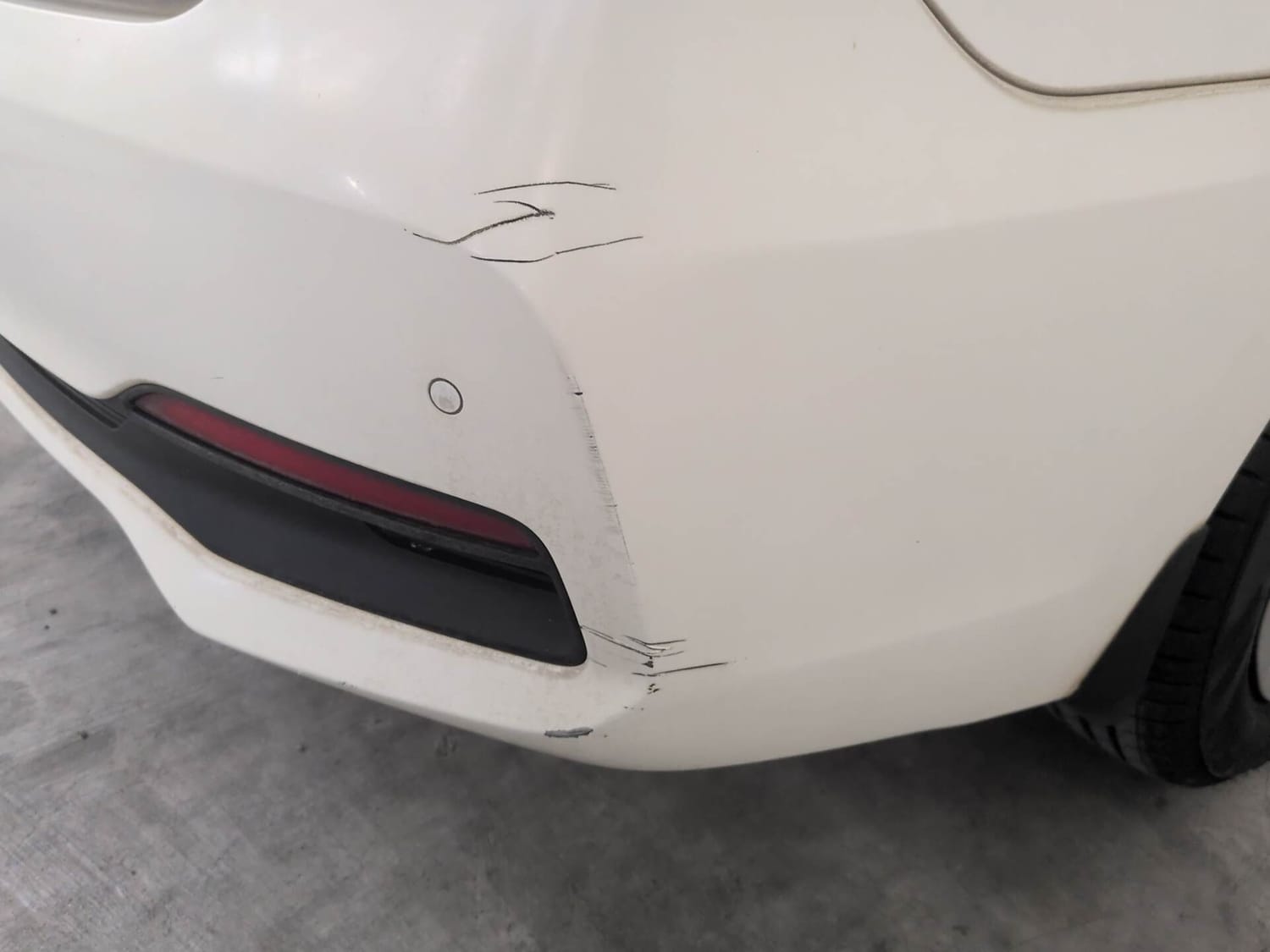Used 2018 Hyundai Xcent S Petrol Manual dents MINOR SCRATCH