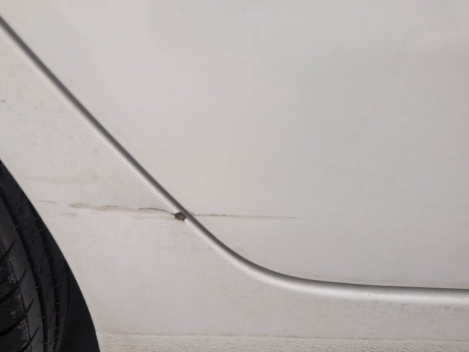 Used 2018 Hyundai Xcent S Petrol Manual dents MINOR SCRATCH