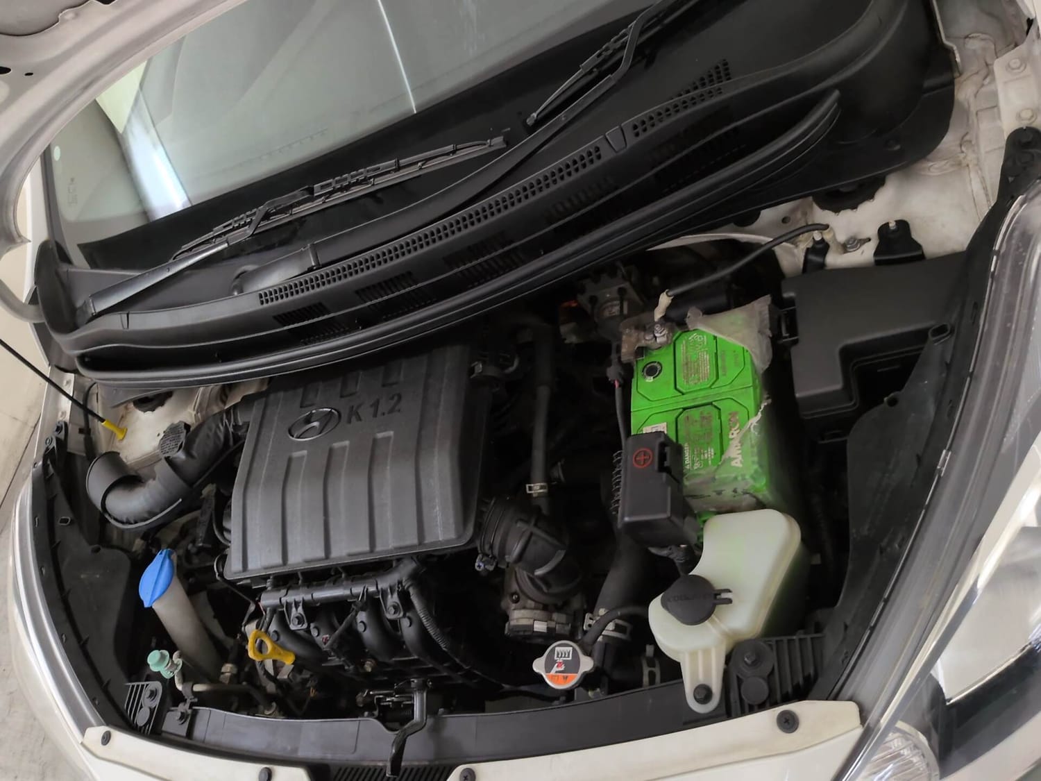 Used 2018 Hyundai Xcent S Petrol Manual engine ENGINE LEFT SIDE VIEW