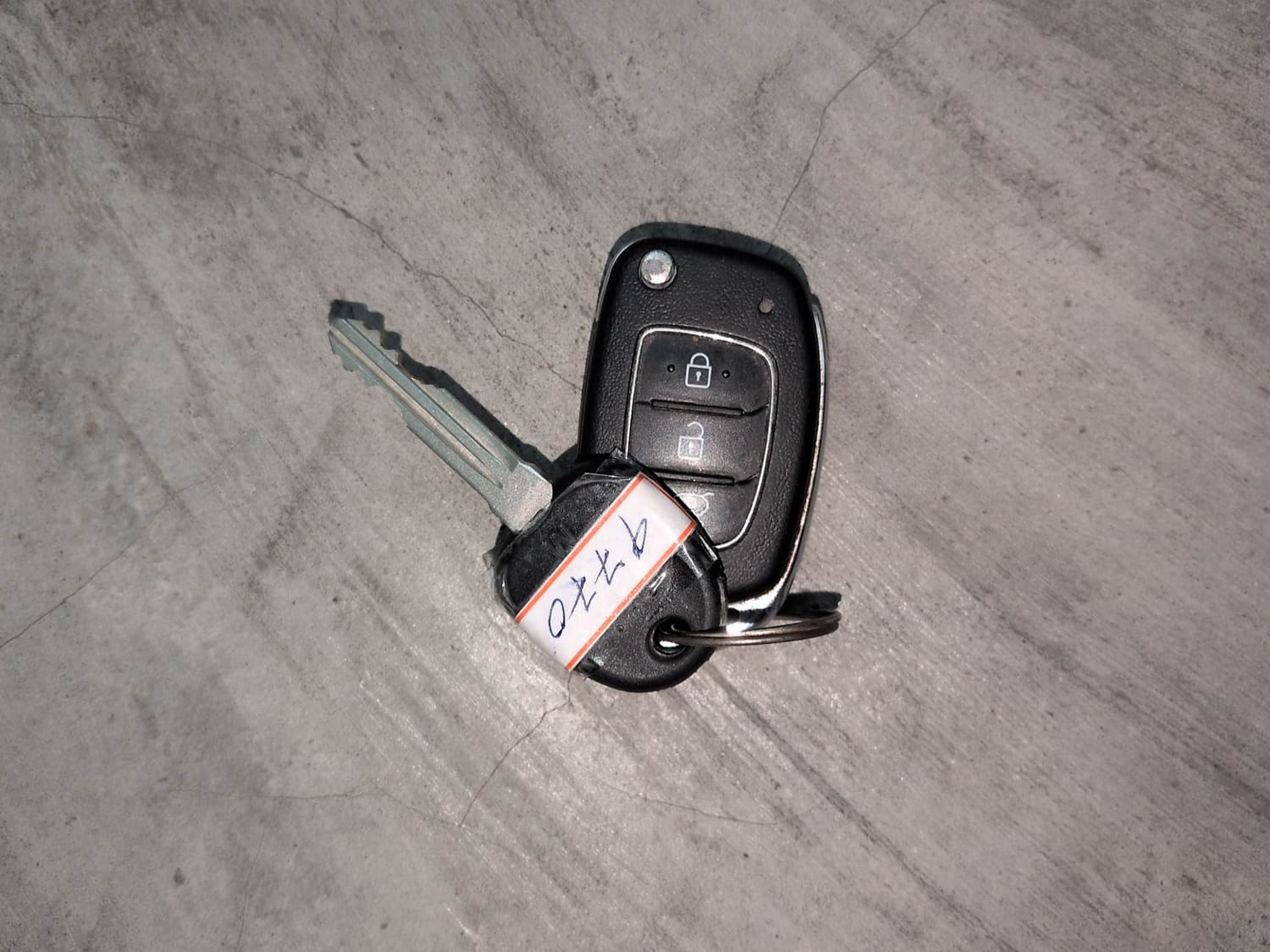 Used 2019 Hyundai Elite i20 Sportz Plus 1.2 Petrol Manual extra CAR KEY VIEW