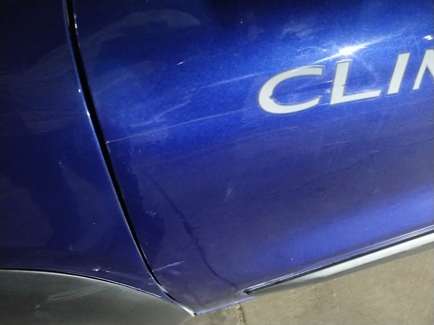 Used 2018 Renault Kwid CLIMBER 1.0 Petrol Manual dents MINOR DENT