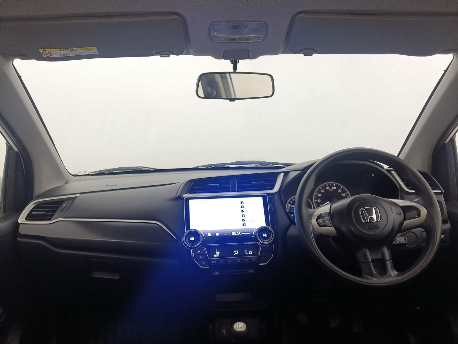 Used 2016 Honda BR-V S Petrol Petrol Manual interior DASHBOARD VIEW