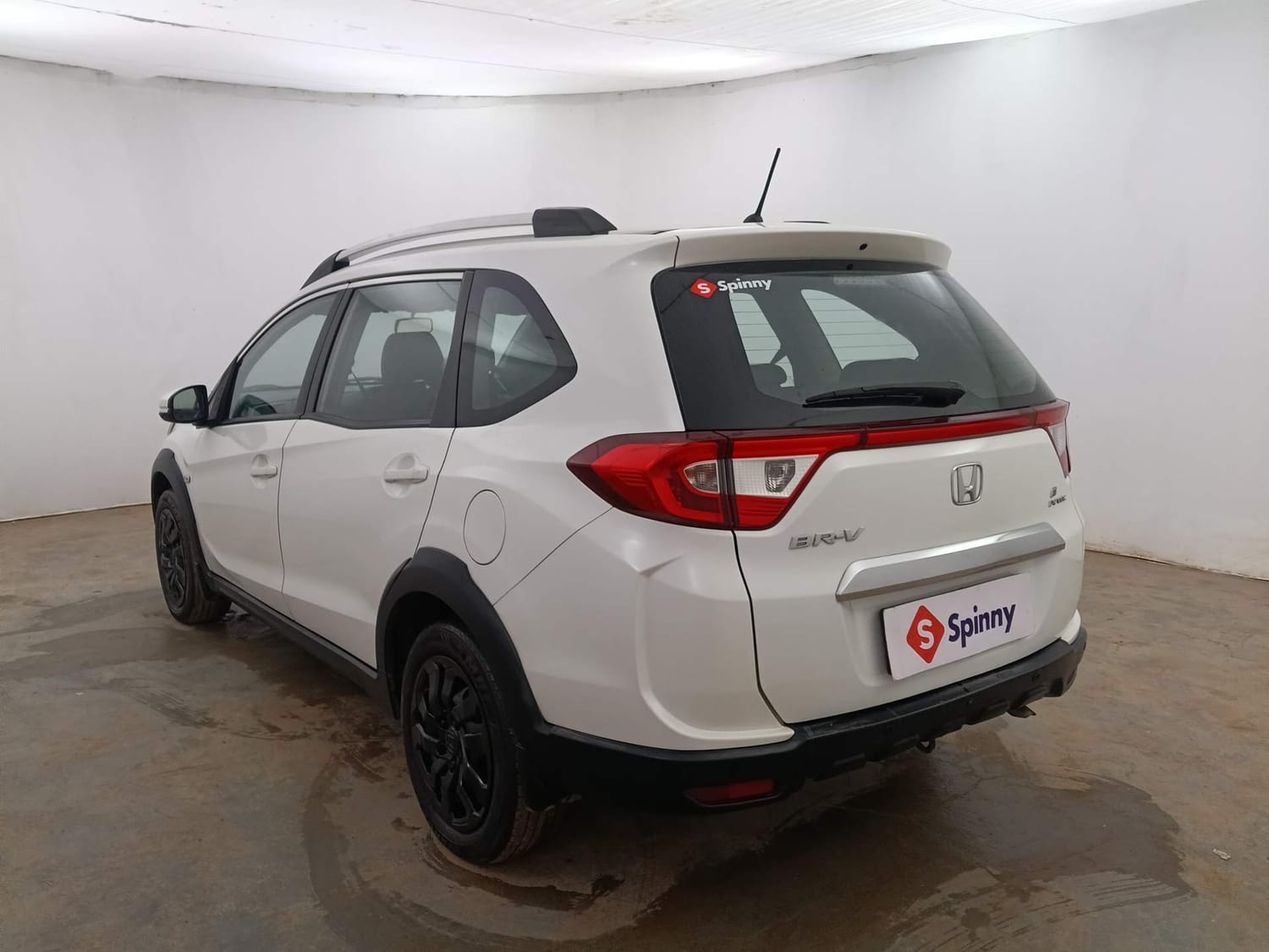 Used 2016 Honda BR-V S Petrol Petrol Manual exterior LEFT REAR CORNER VIEW