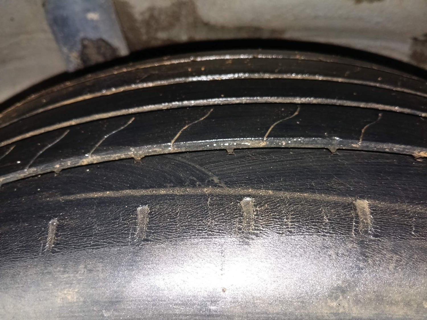 Used 2016 Honda BR-V S Petrol Petrol Manual tyres RIGHT REAR TYRE TREAD VIEW