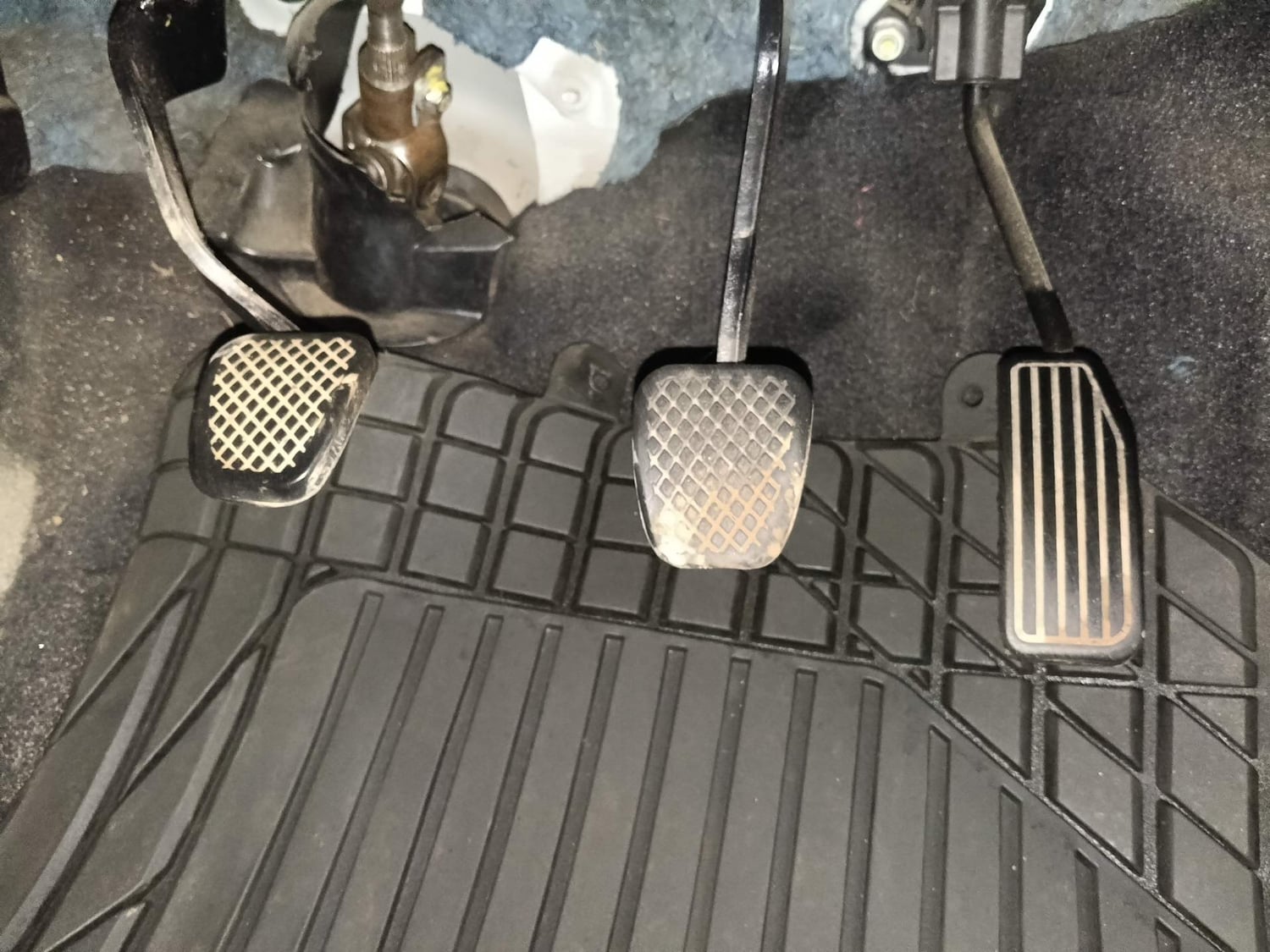 Used 2016 Honda BR-V S Petrol Petrol Manual interior PEDALS VIEW
