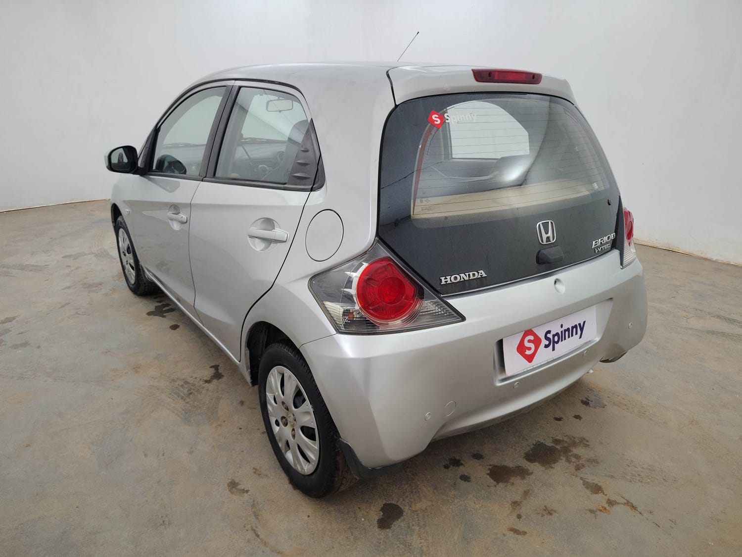 Used 2013 Honda Brio S MT Petrol Manual exterior LEFT REAR CORNER VIEW