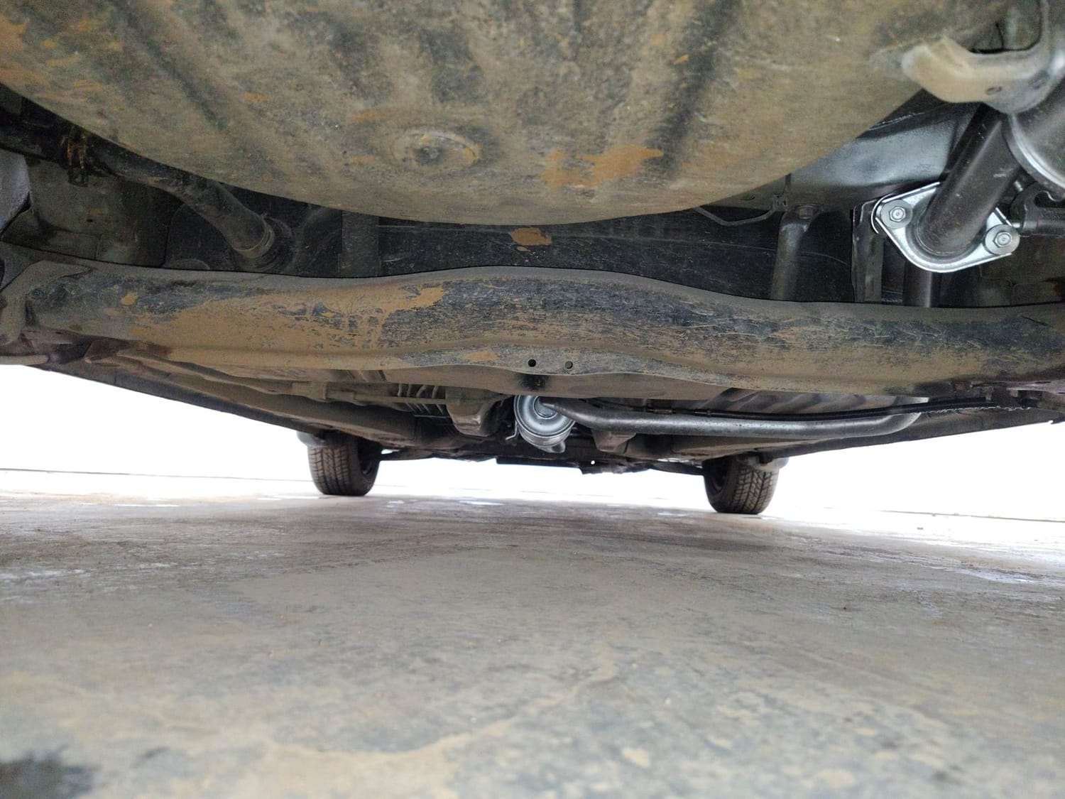 Used 2013 Honda Brio S MT Petrol Manual extra REAR UNDERBODY VIEW (TAKEN FROM REAR)