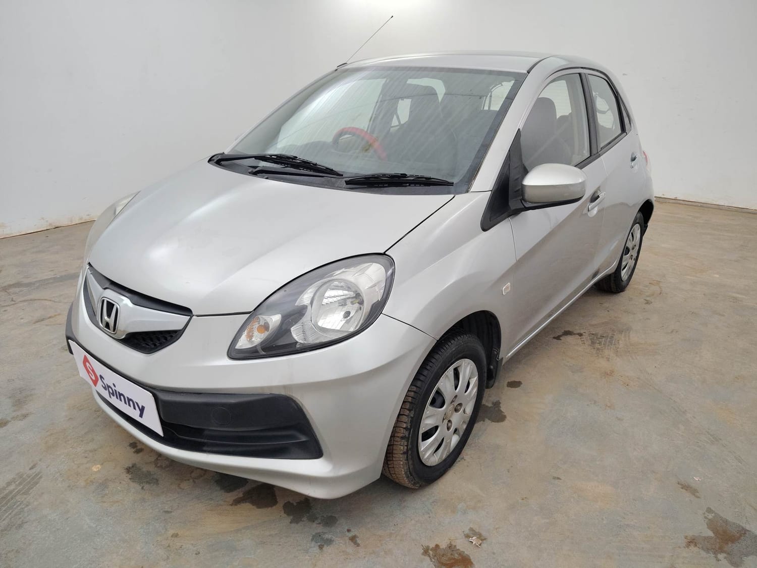 Used 2013 Honda Brio S MT Petrol Manual exterior LEFT FRONT CORNER VIEW
