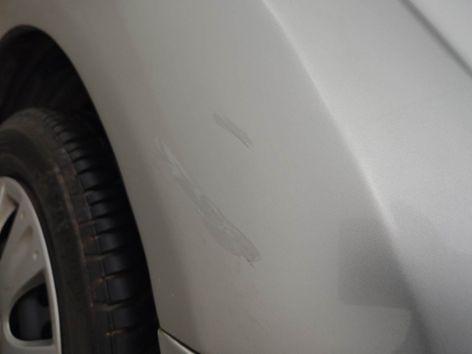 Used 2013 Honda Brio S MT Petrol Manual dents MINOR SCRATCH