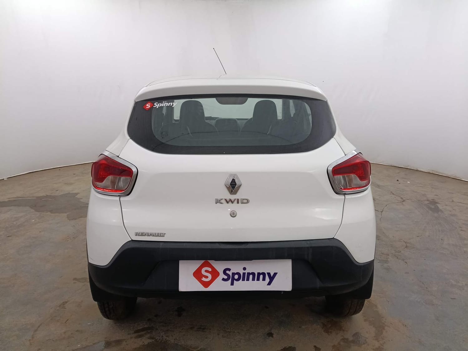 Used 2015 Renault Kwid RXL Petrol Manual exterior BACK VIEW